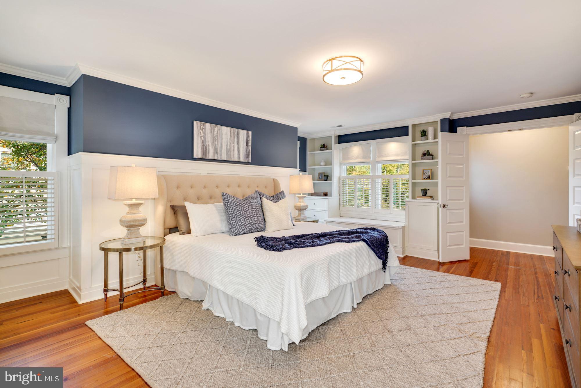 MAYWOOD - Residential