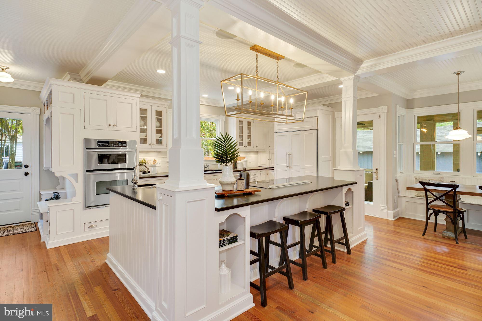 MAYWOOD - Residential