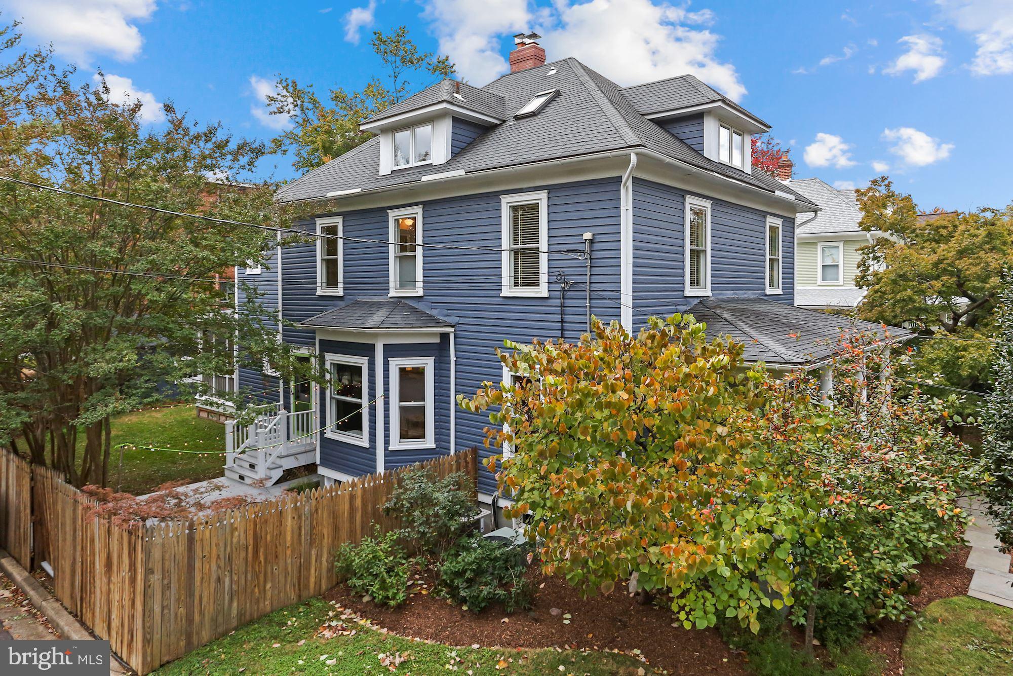 MAYWOOD - Residential