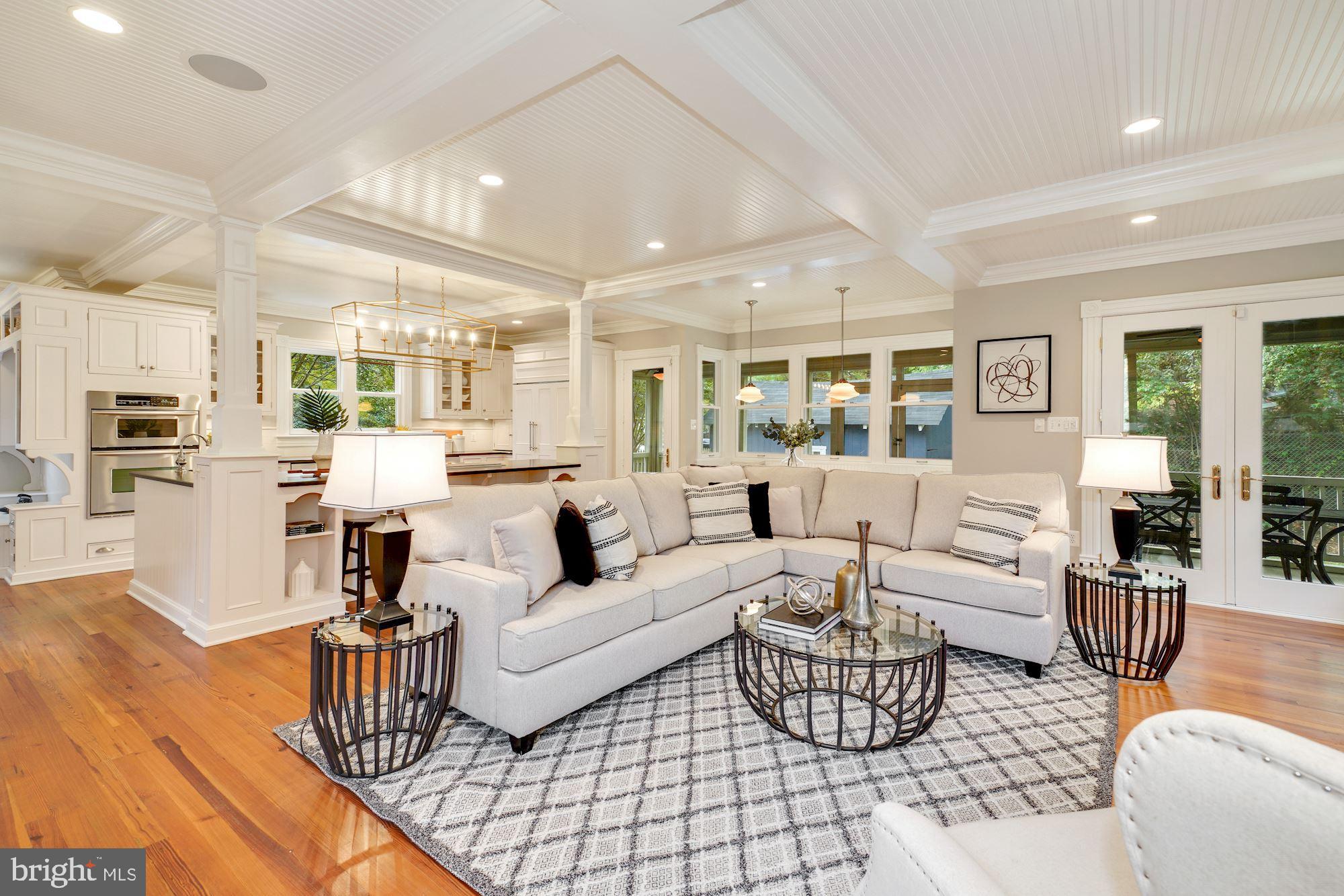 MAYWOOD - Residential