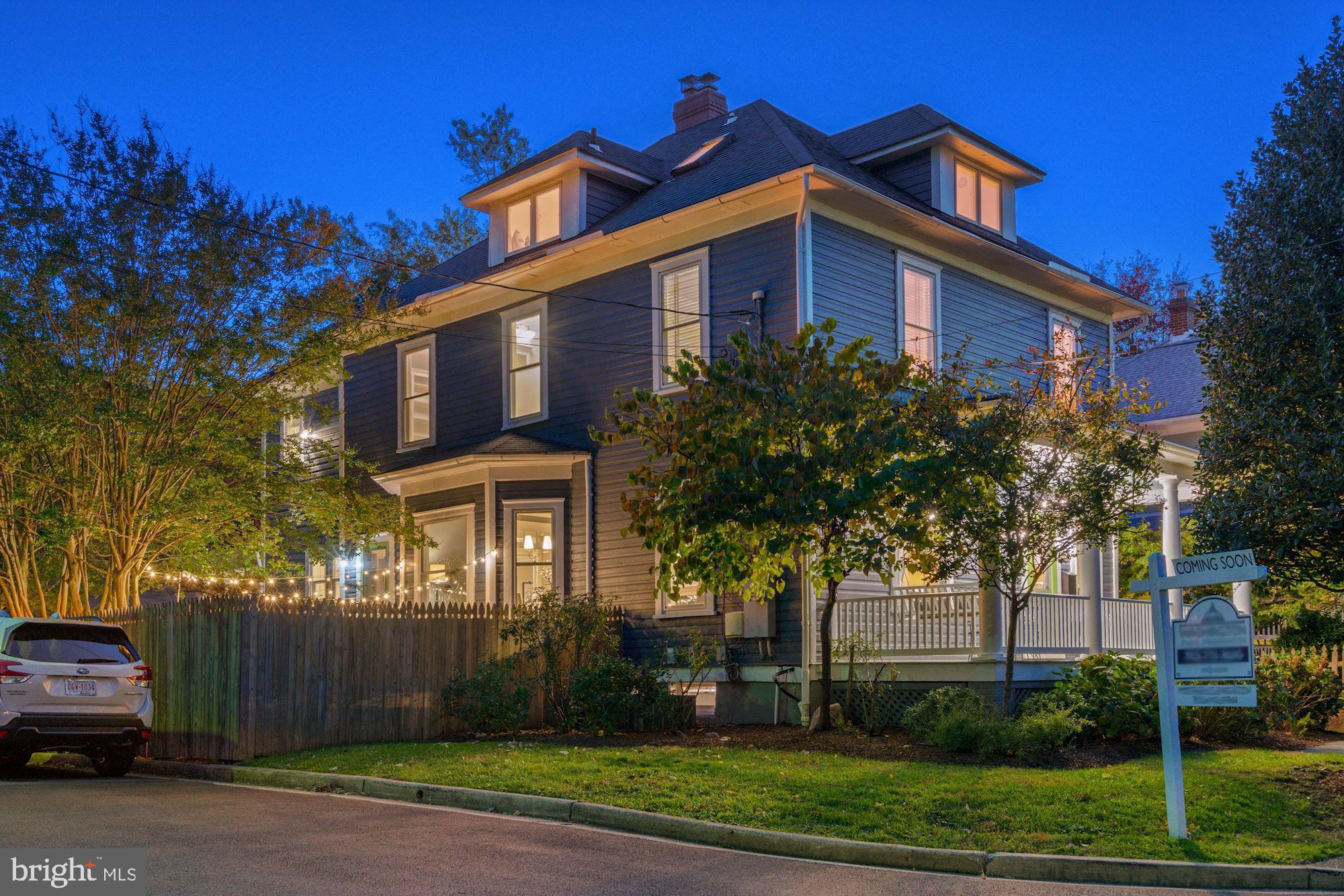 MAYWOOD - Residential