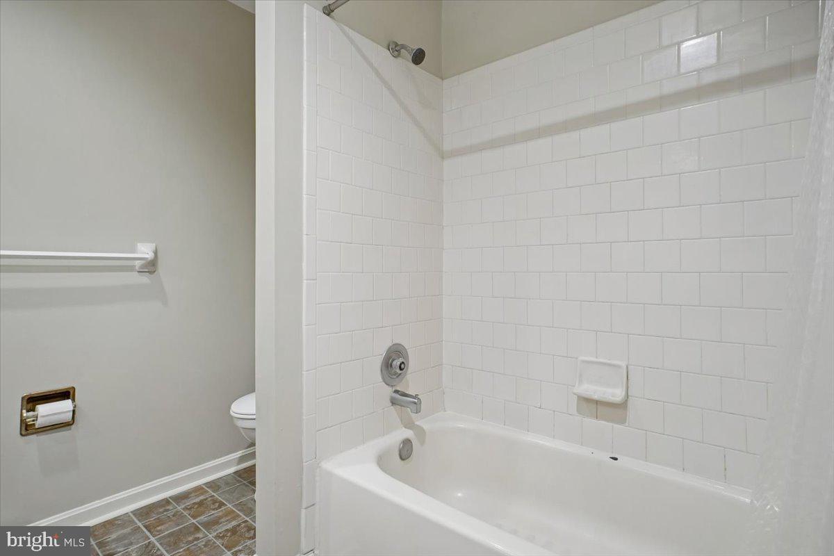 ROBERTS PLACE - Residential