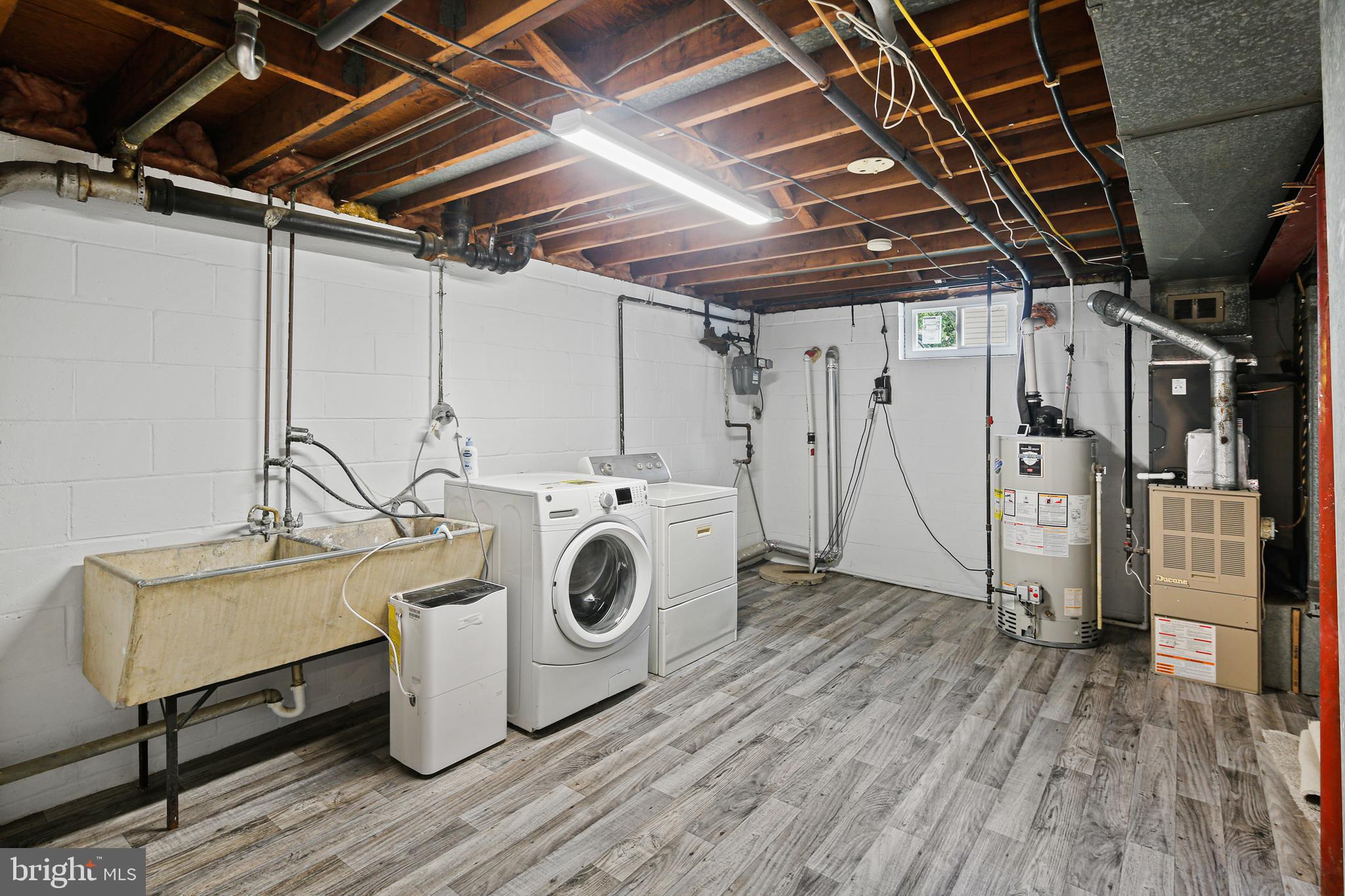 ROLLING ROAD FARMS - Residential