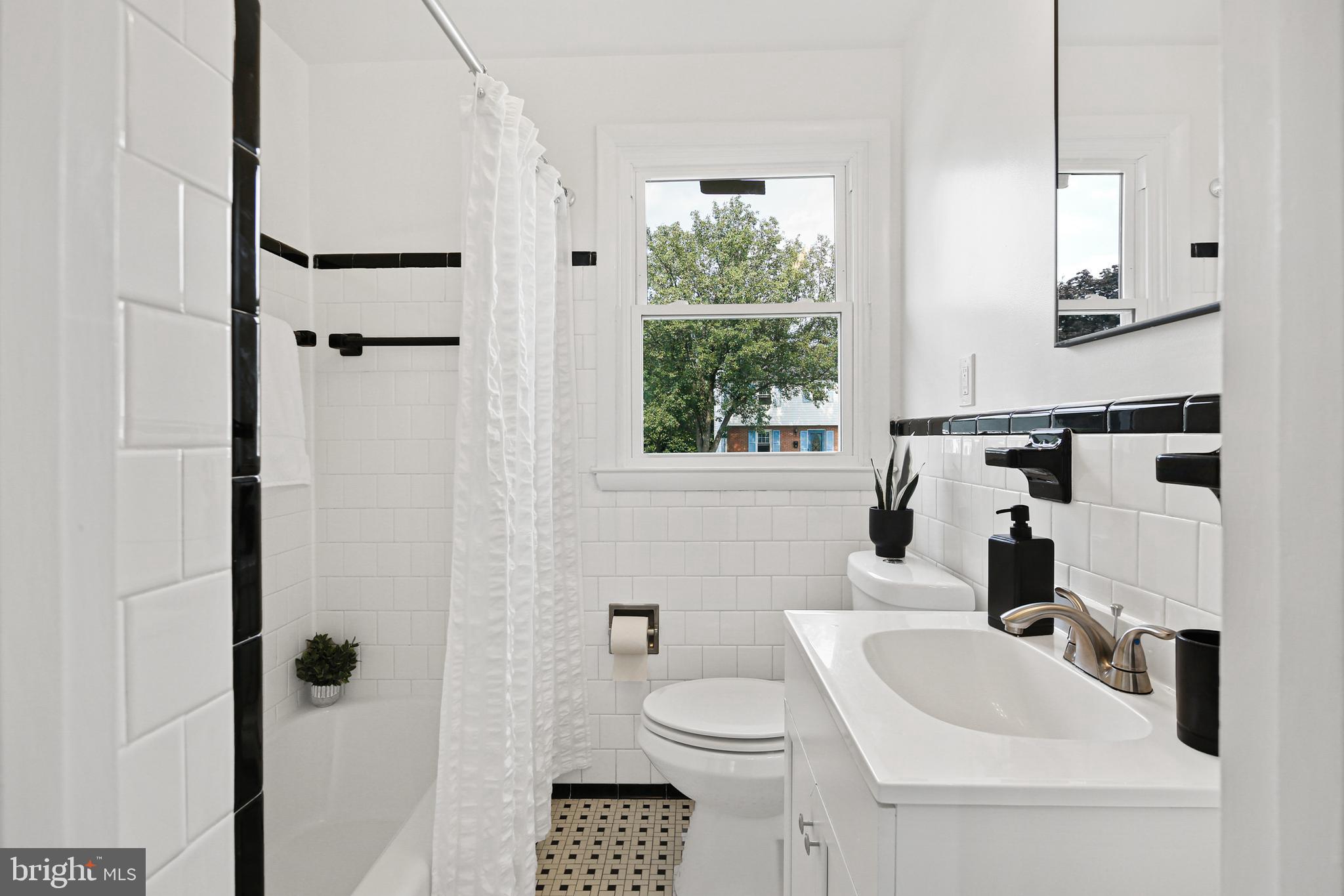 ROLLING ROAD FARMS - Residential