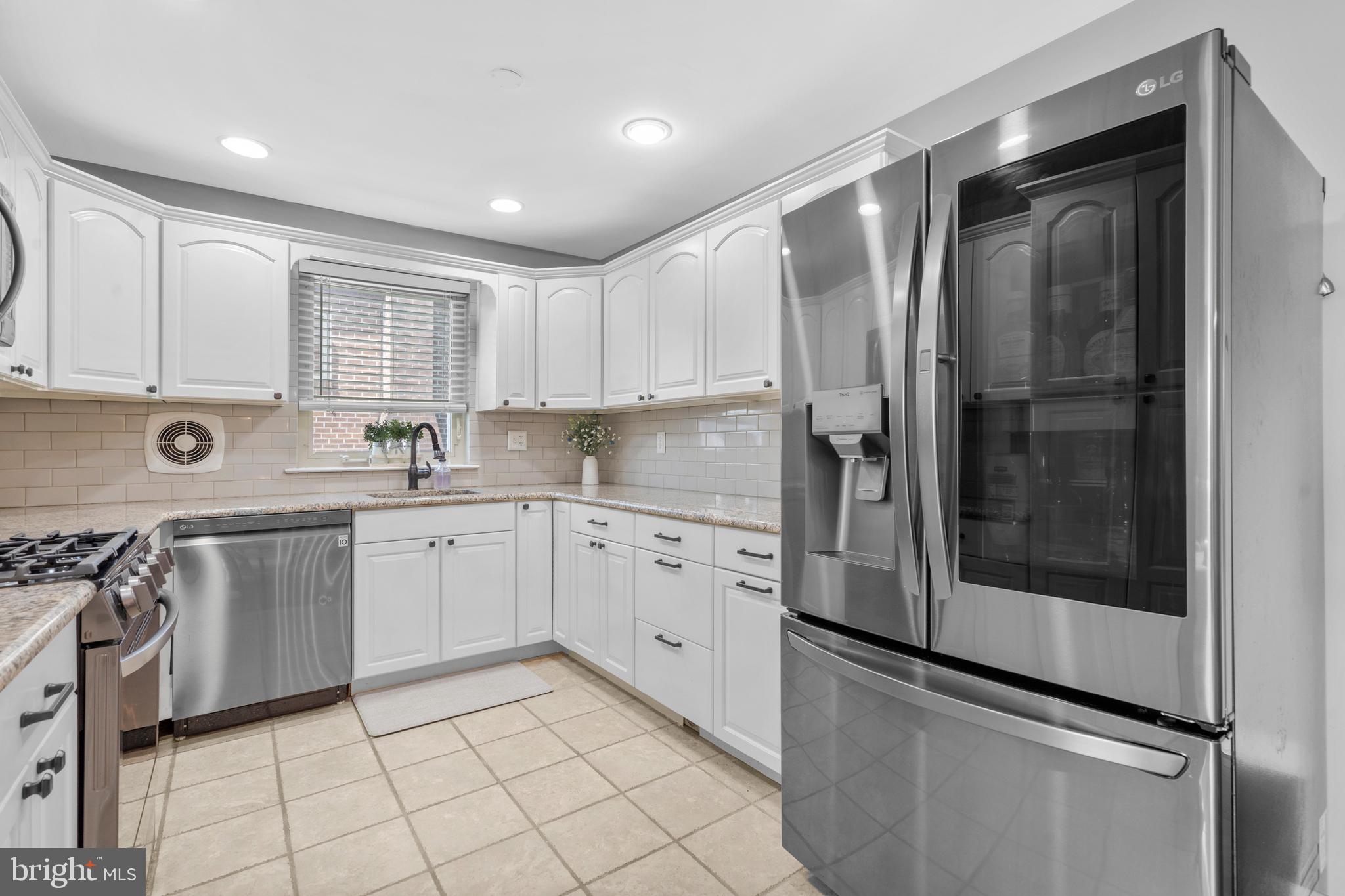 SOMERTON - Residential