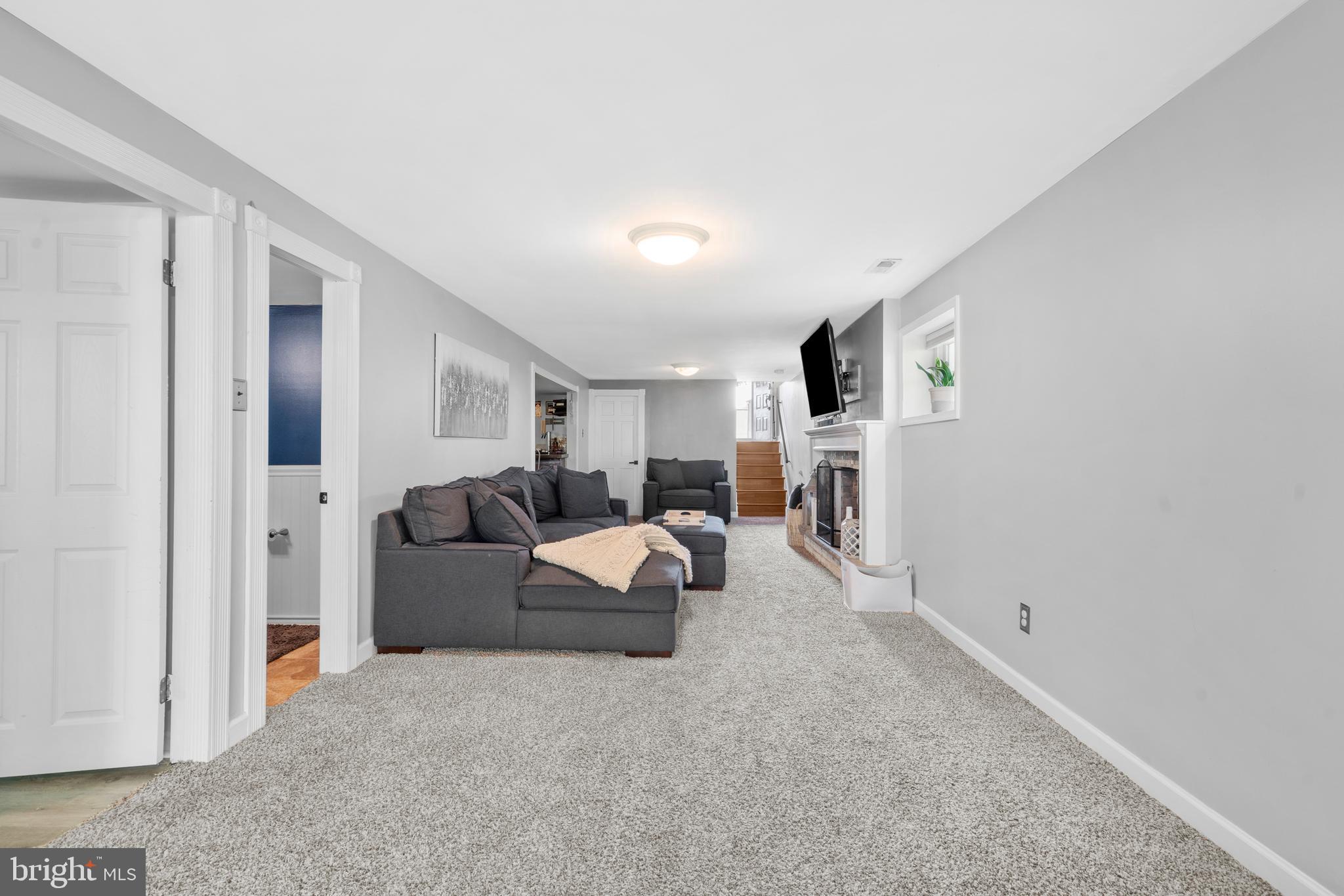 SOMERTON - Residential