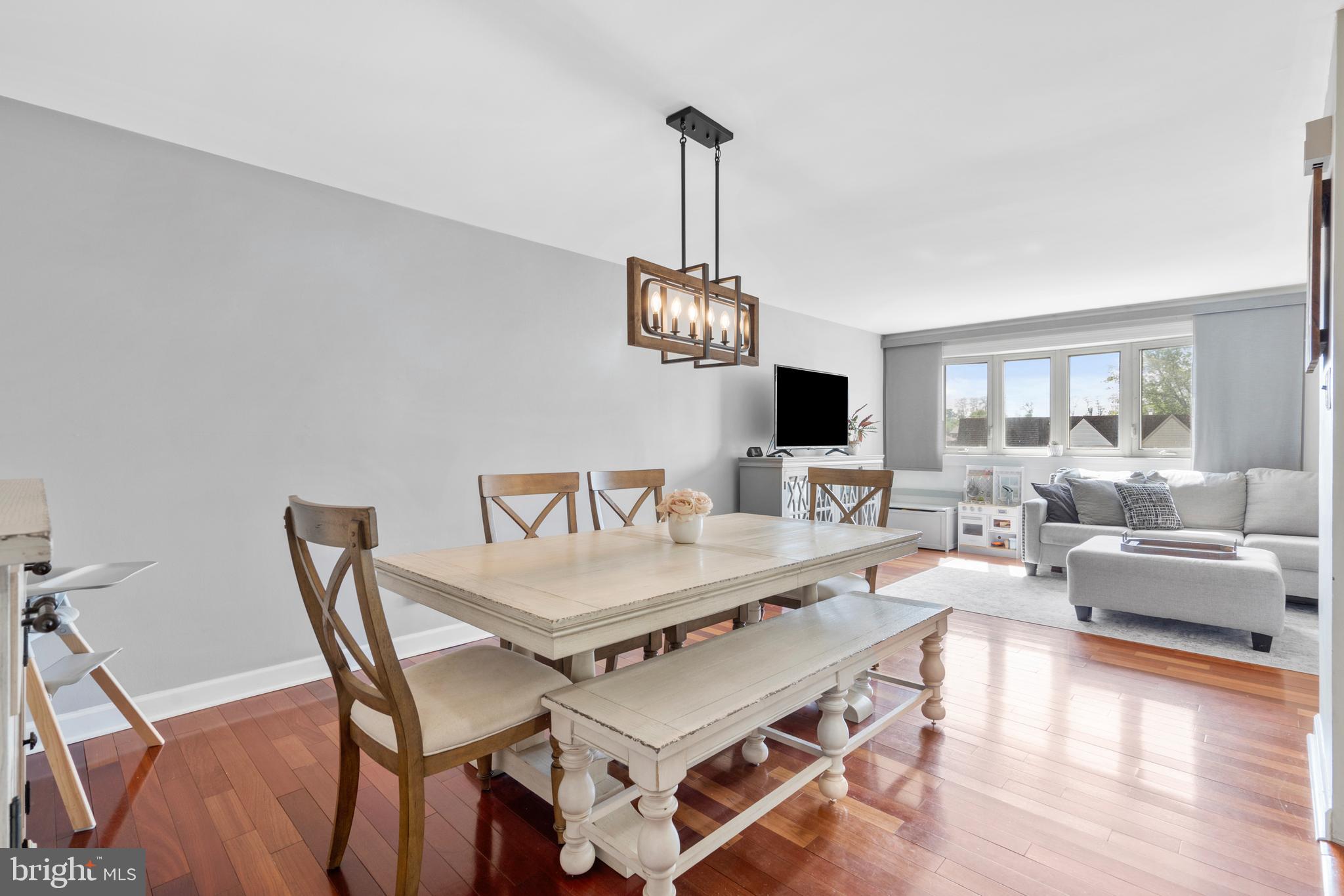 SOMERTON - Residential