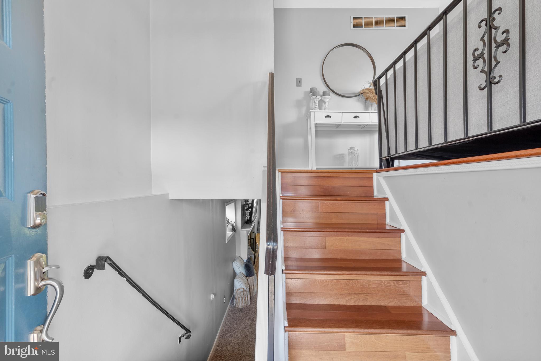 SOMERTON - Residential