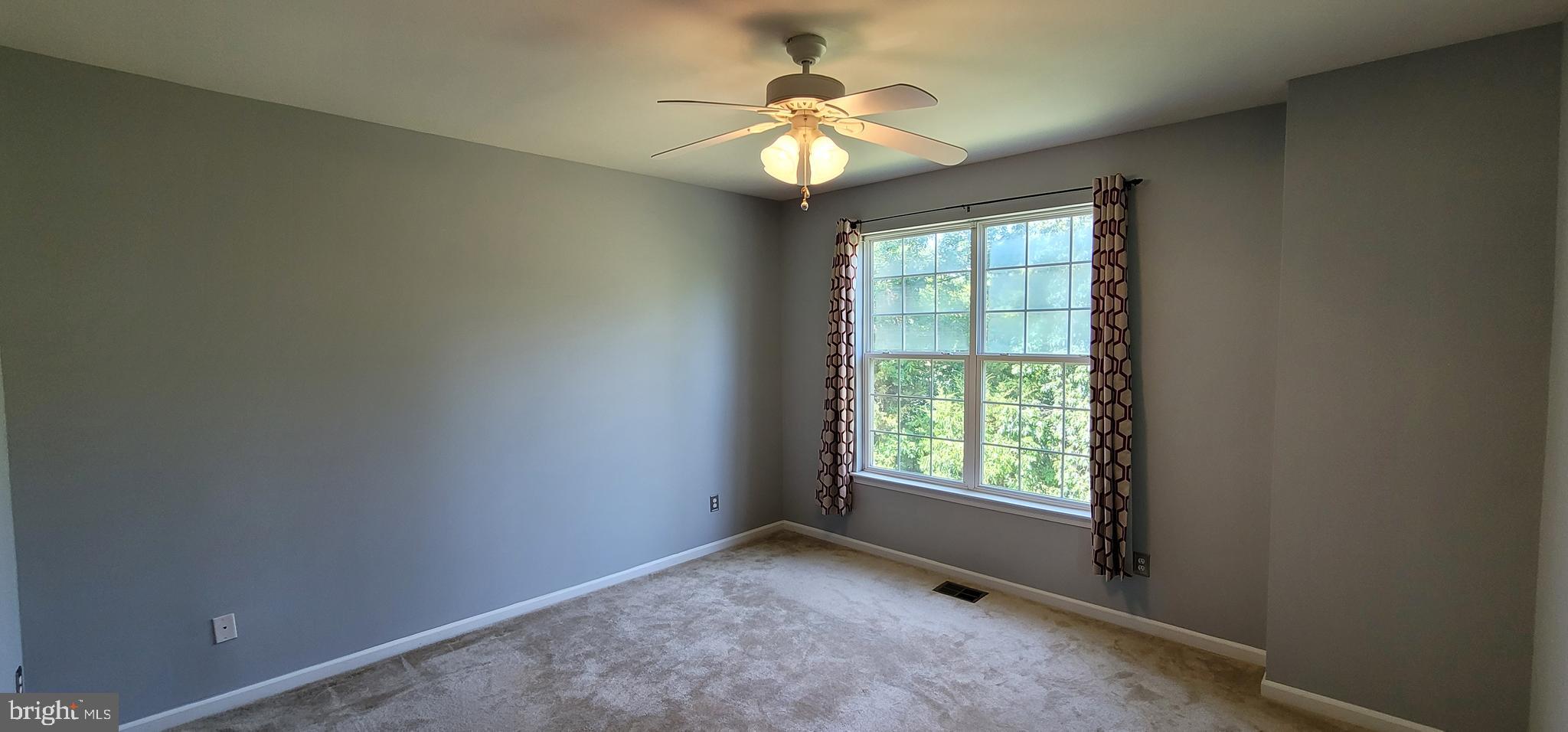 RIDGES AT BELMONT - Residential Lease