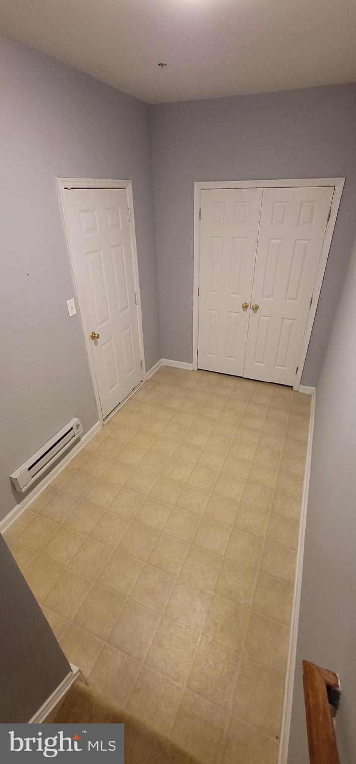 RIDGES AT BELMONT - Residential Lease