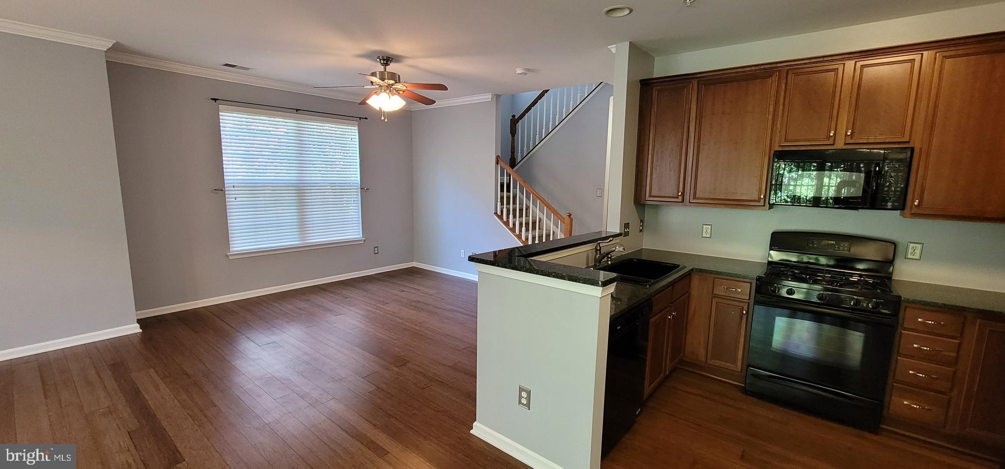 RIDGES AT BELMONT - Residential Lease