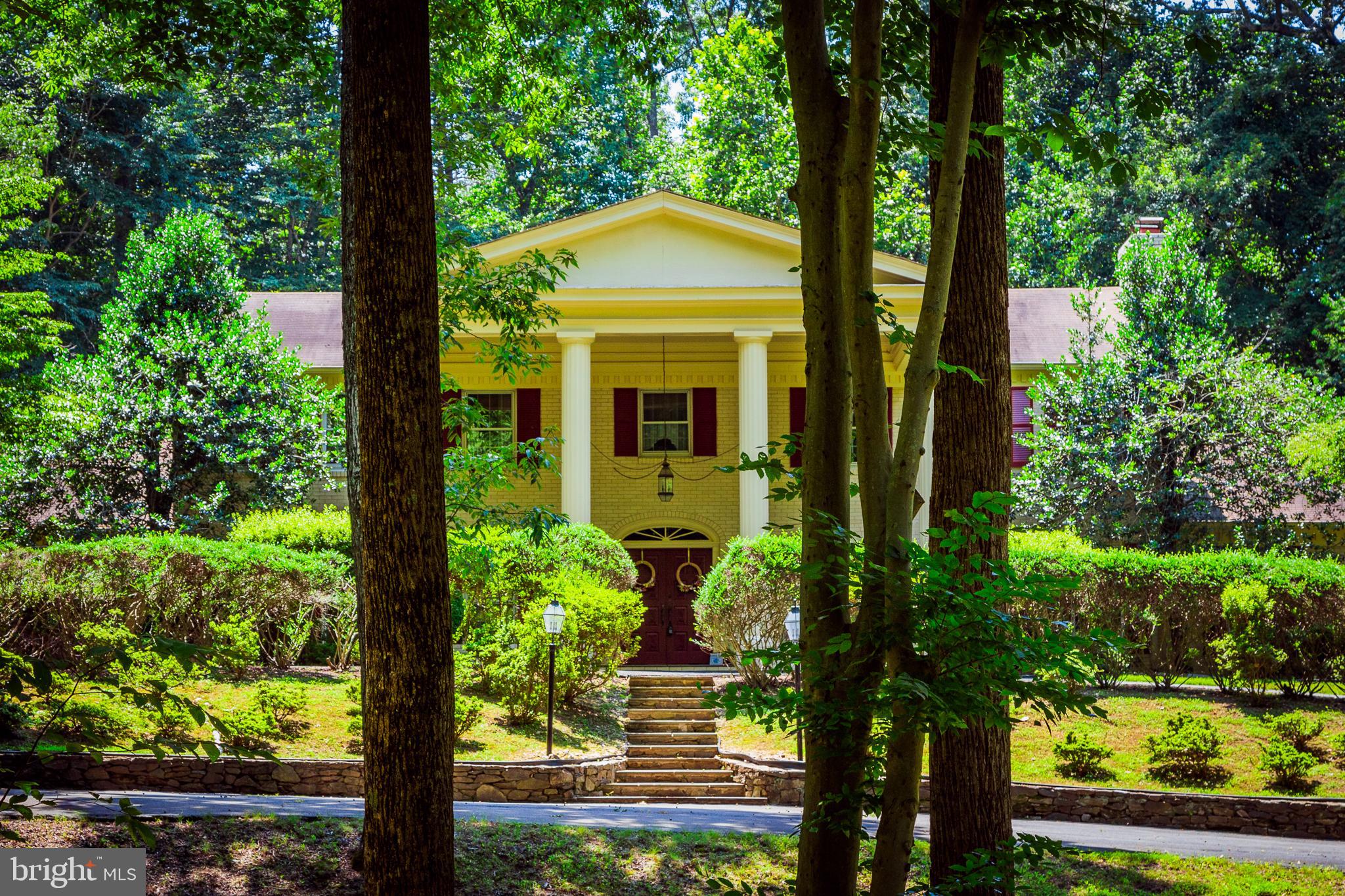 SUMMERWIND - Residential