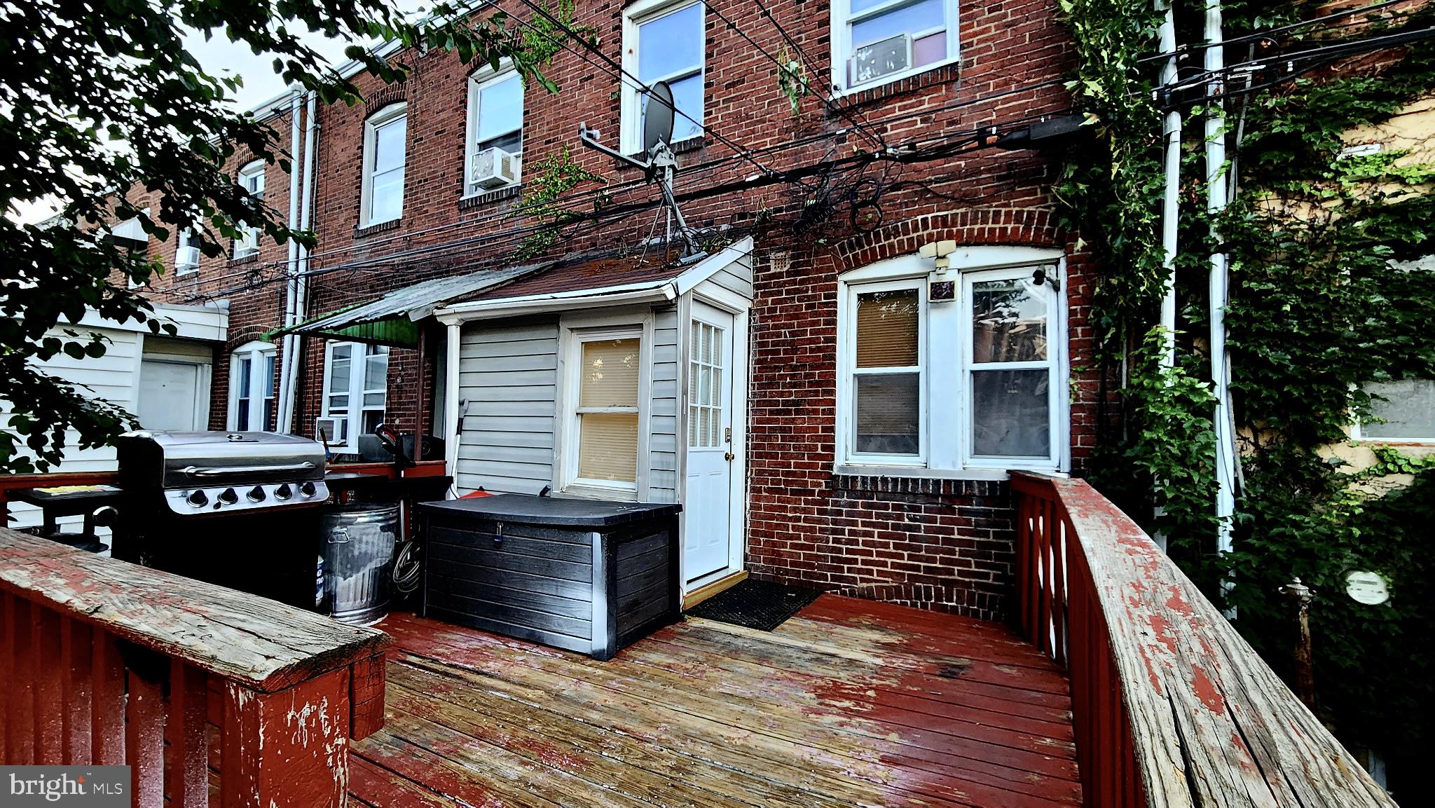 TACONY - Residential