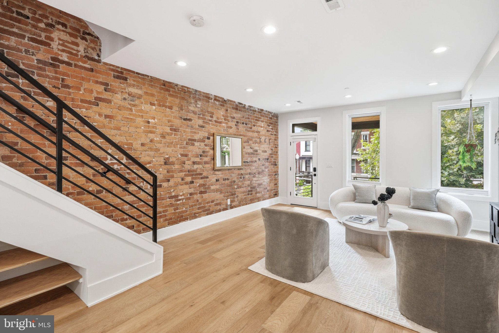 623 COLUMBIA ROAD NW