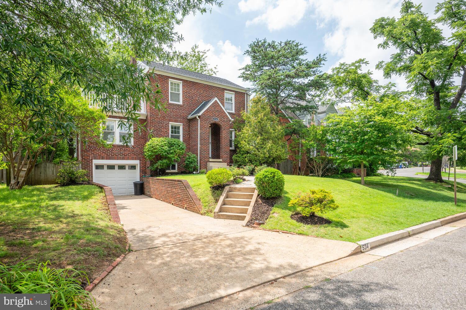 ASHTON HEIGHTS - Residential