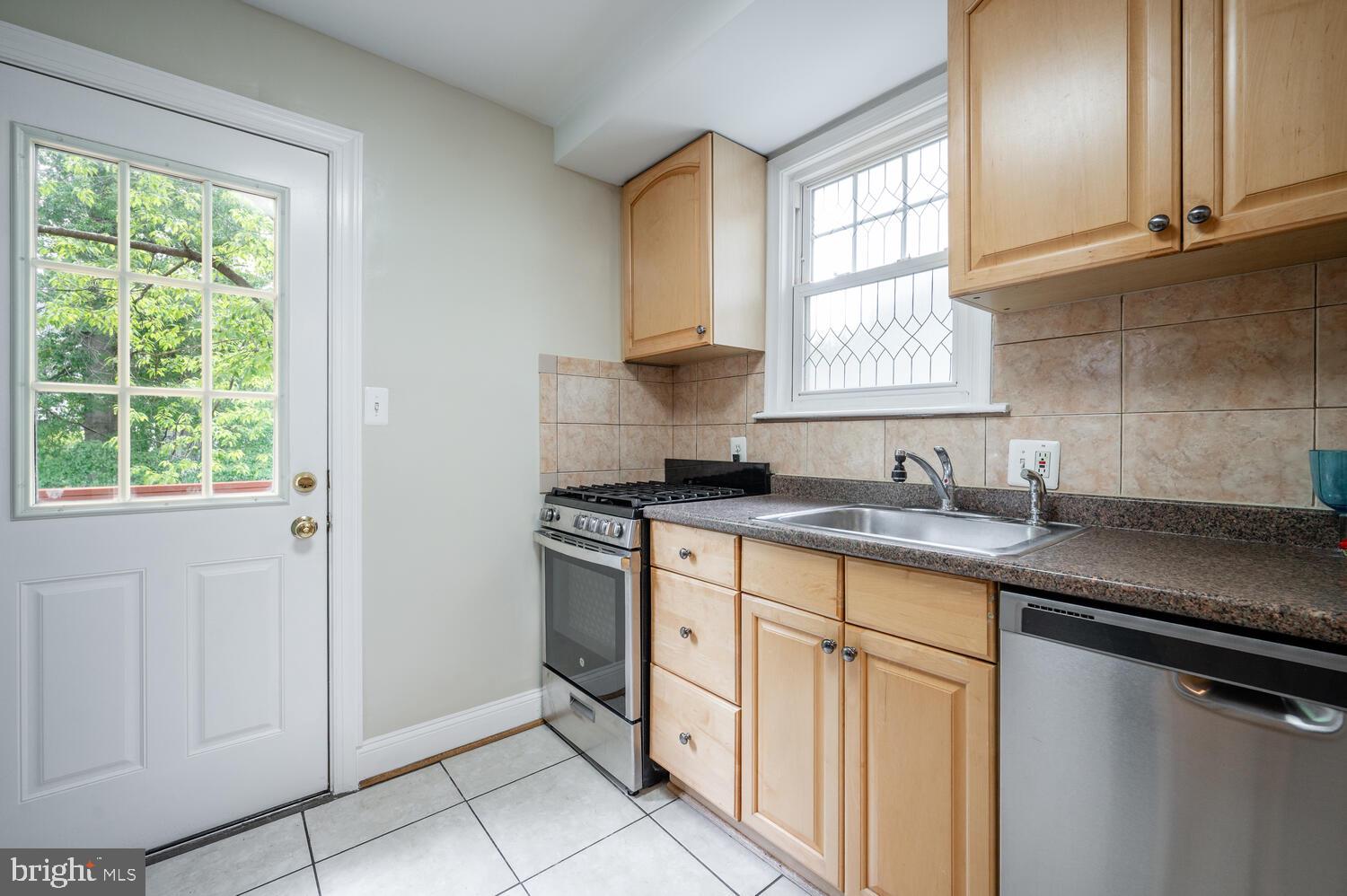 ASHTON HEIGHTS - Residential