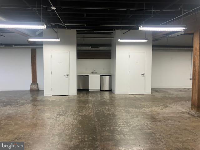 1 N HAVEN STREET B-002