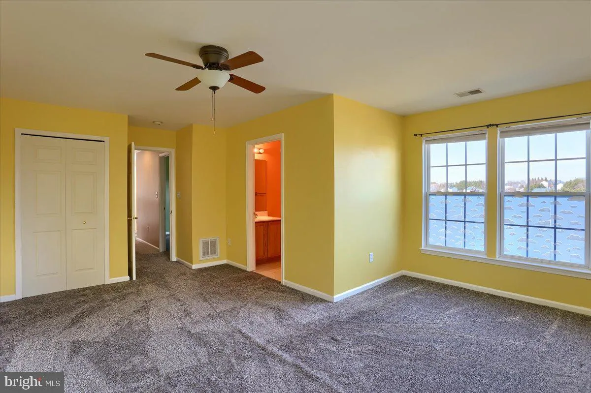 Hanover, Pennsylvania 17331, United States, 5 Bedrooms Bedrooms, ,5 BathroomsBathrooms,Residential,Pending,1448