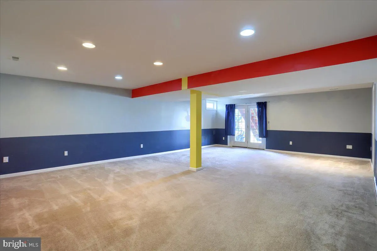 Hanover, Pennsylvania 17331, United States, 5 Bedrooms Bedrooms, ,5 BathroomsBathrooms,Residential,Pending,1448