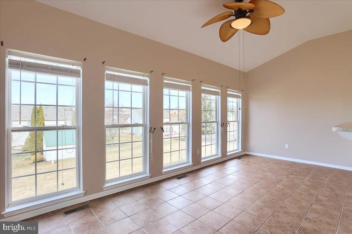 Hanover, Pennsylvania 17331, United States, 5 Bedrooms Bedrooms, ,5 BathroomsBathrooms,Residential,Pending,1448