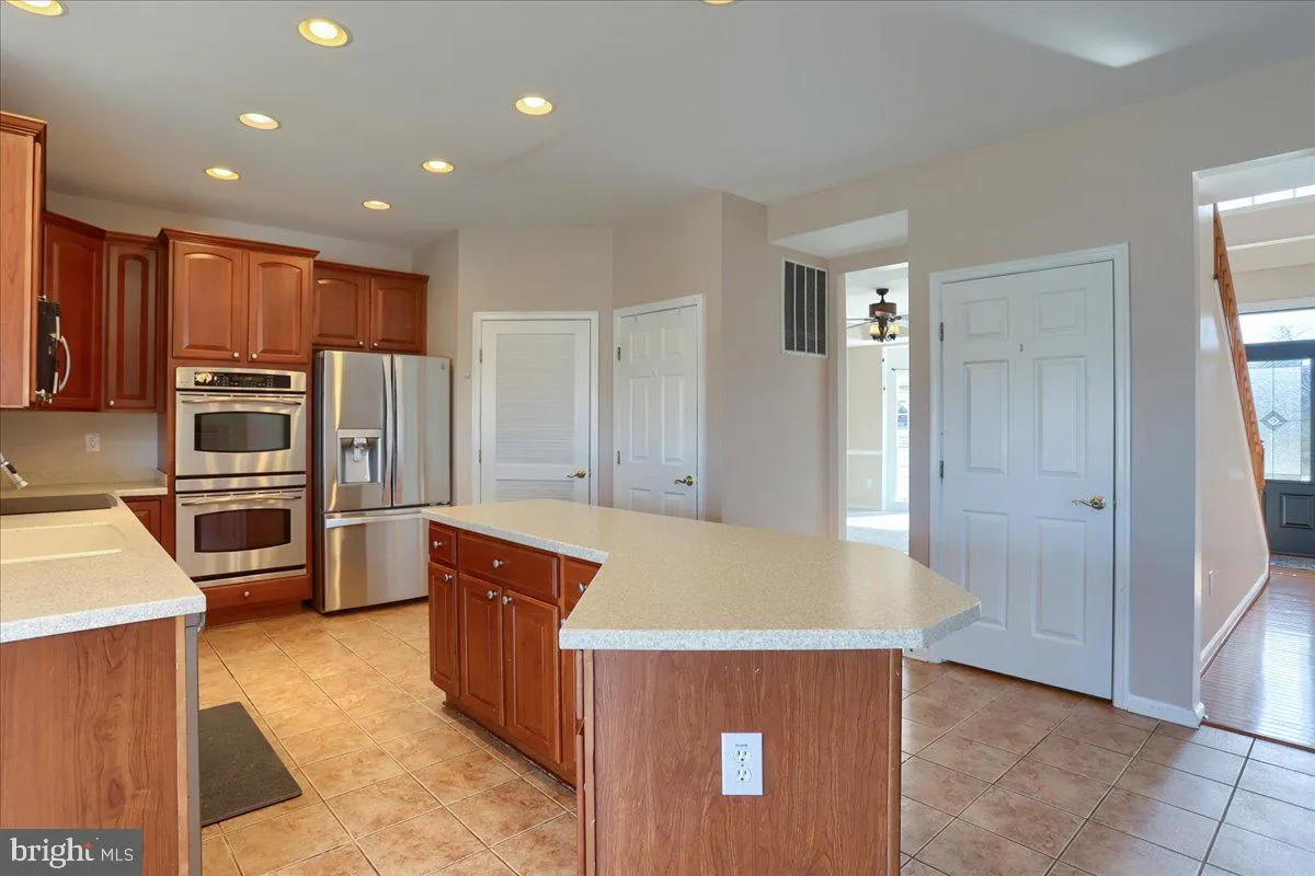 Hanover, Pennsylvania 17331, United States, 5 Bedrooms Bedrooms, ,5 BathroomsBathrooms,Residential,Pending,1448