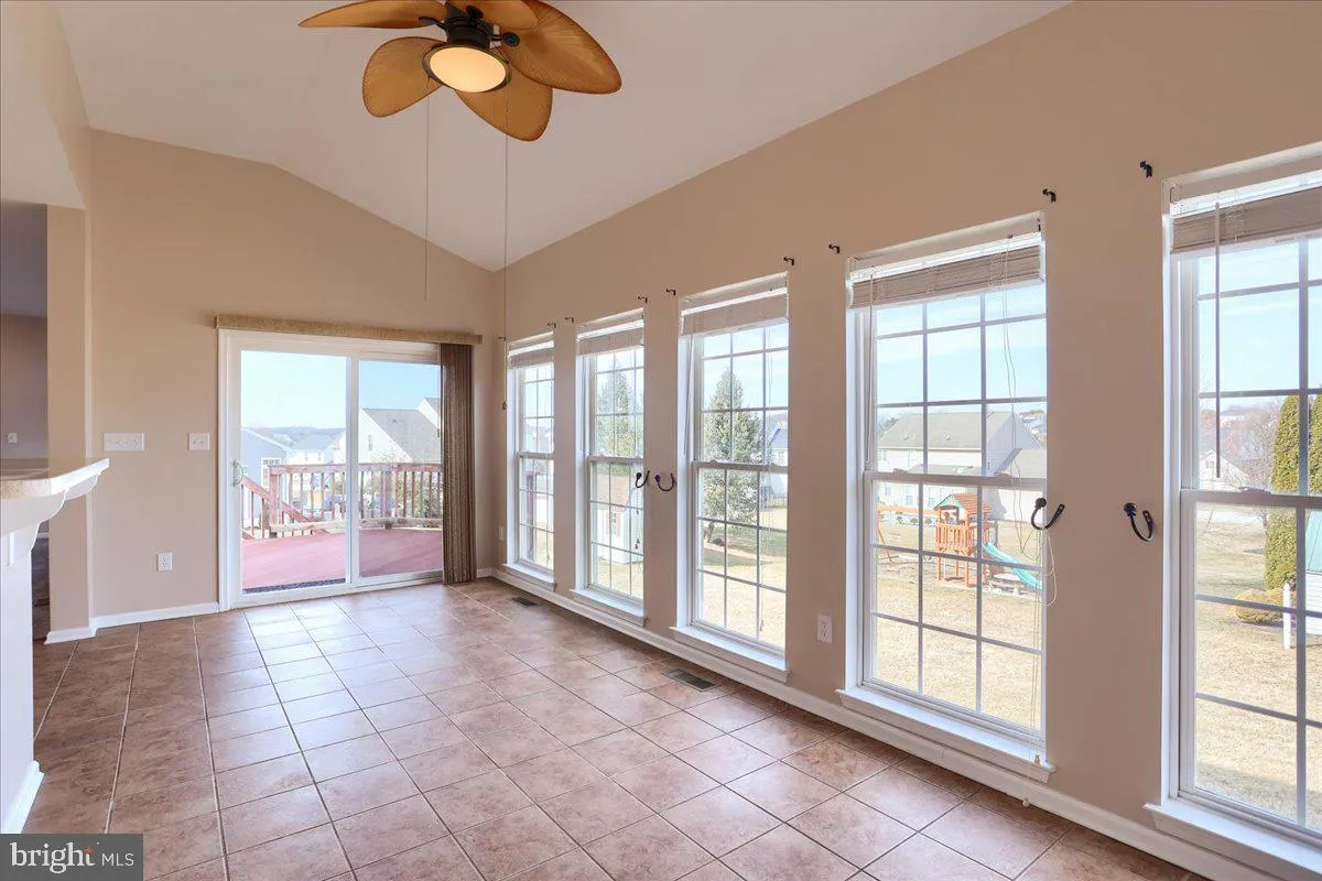 Hanover, Pennsylvania 17331, United States, 5 Bedrooms Bedrooms, ,5 BathroomsBathrooms,Residential,Pending,1448