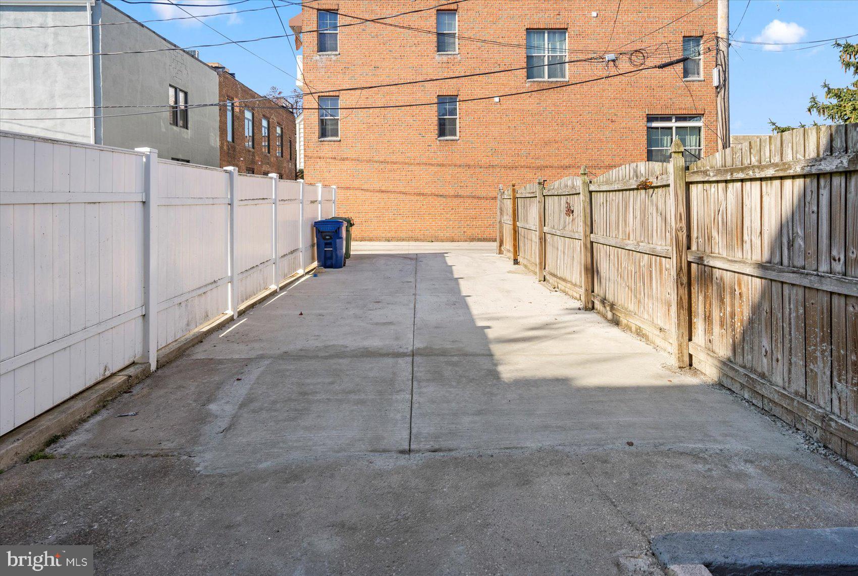 BREWERS HILL - Residential Lease