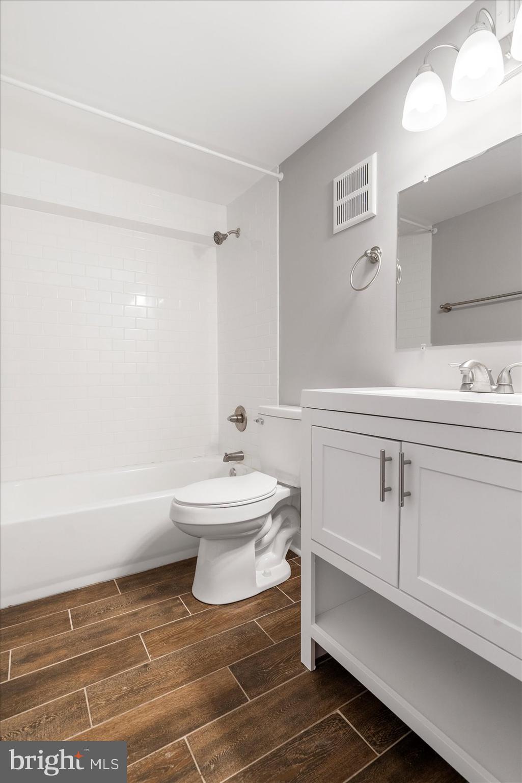 BREWERS HILL - Residential Lease