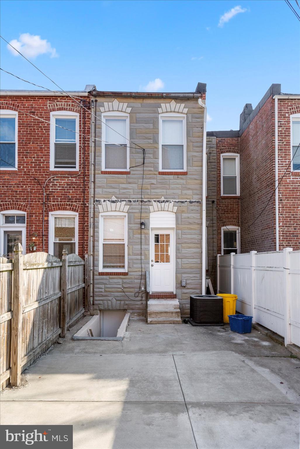 BREWERS HILL - Residential Lease