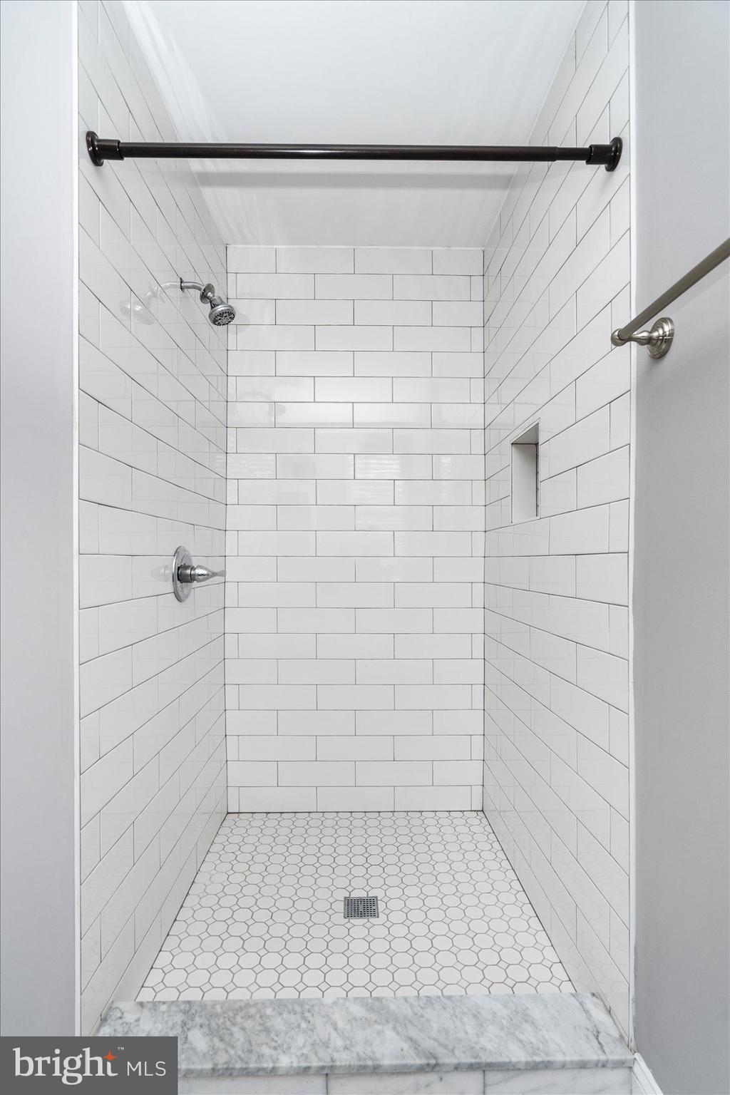 BREWERS HILL - Residential Lease