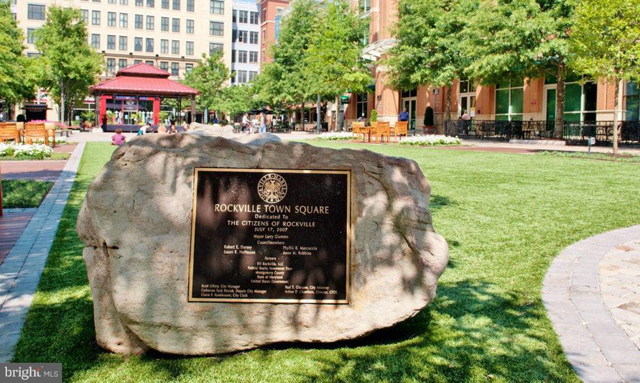 AMERICANA CENTRE - Residential