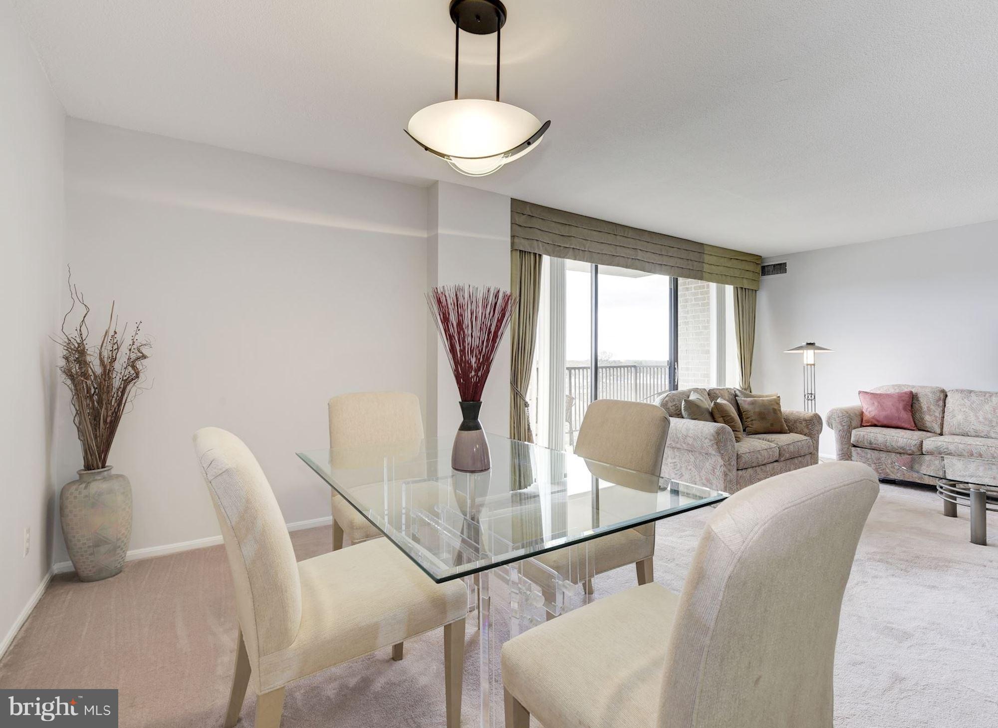 AMERICANA CENTRE - Residential