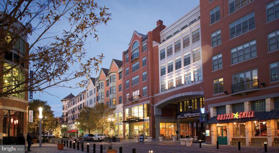 AMERICANA CENTRE - Residential