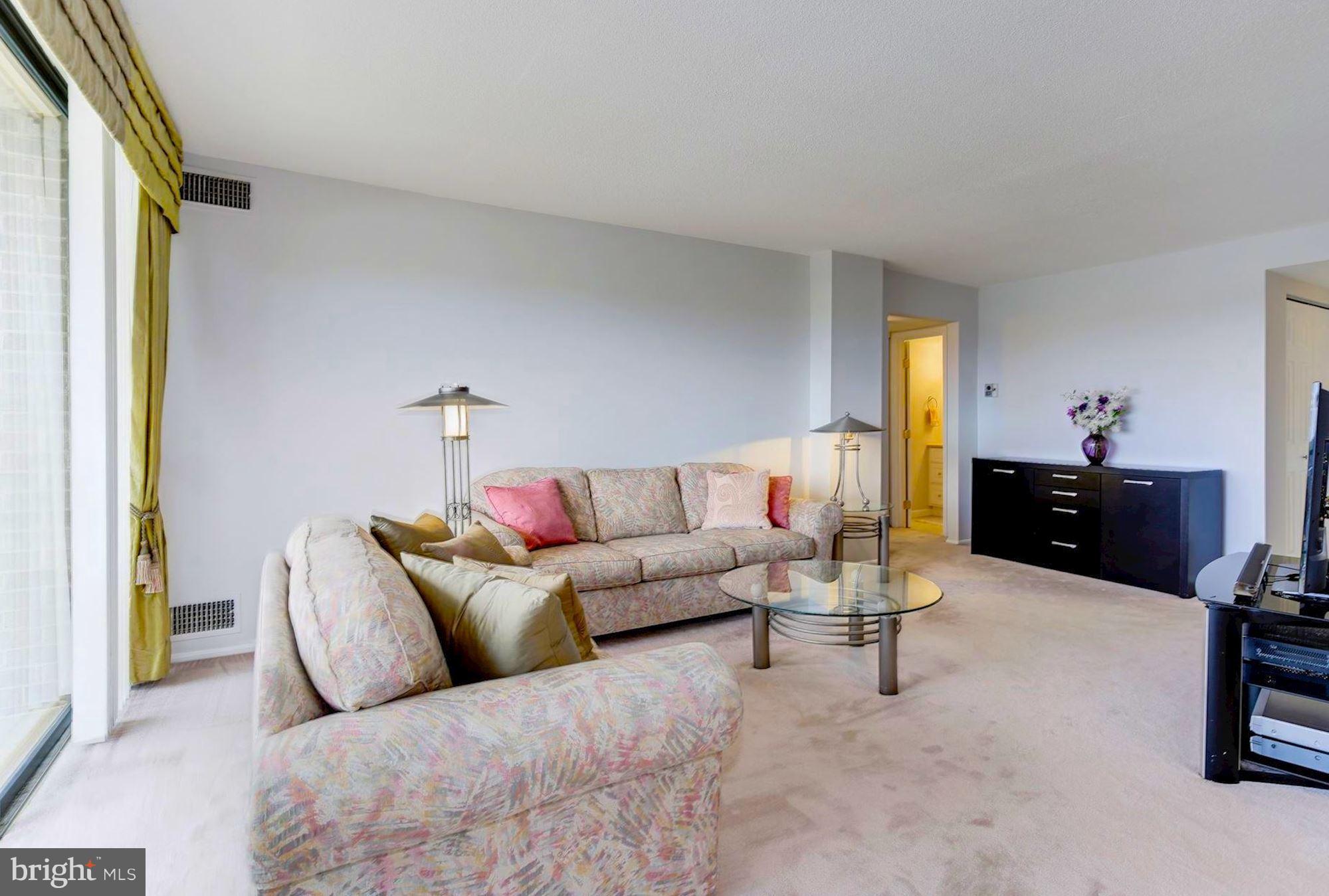 AMERICANA CENTRE - Residential