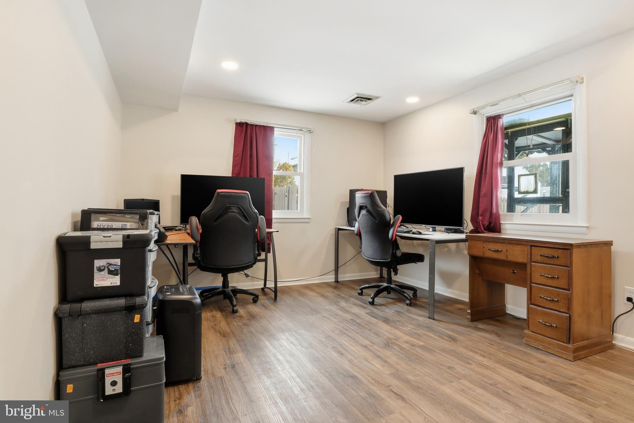 FAYFIELD - Residential