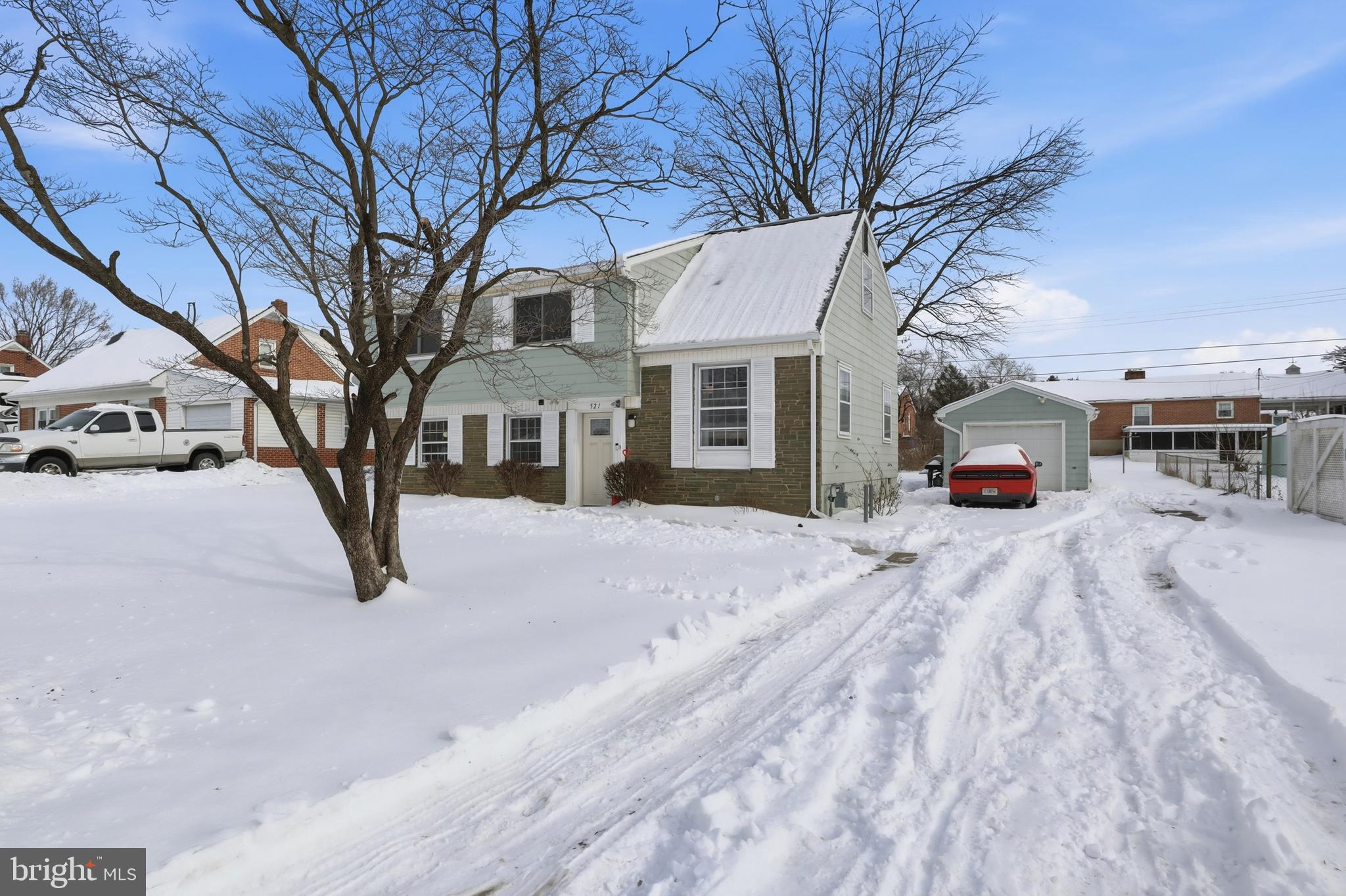 FAYFIELD - Residential