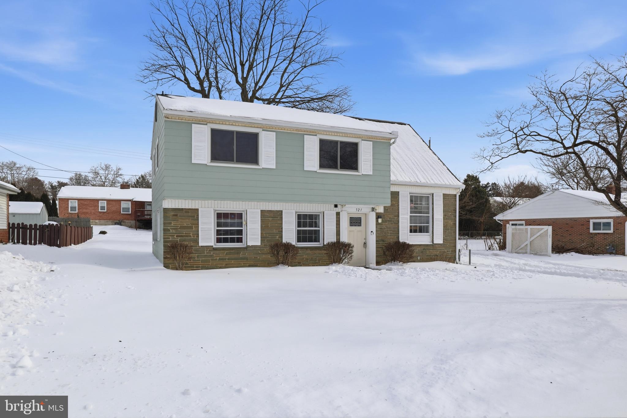 FAYFIELD - Residential