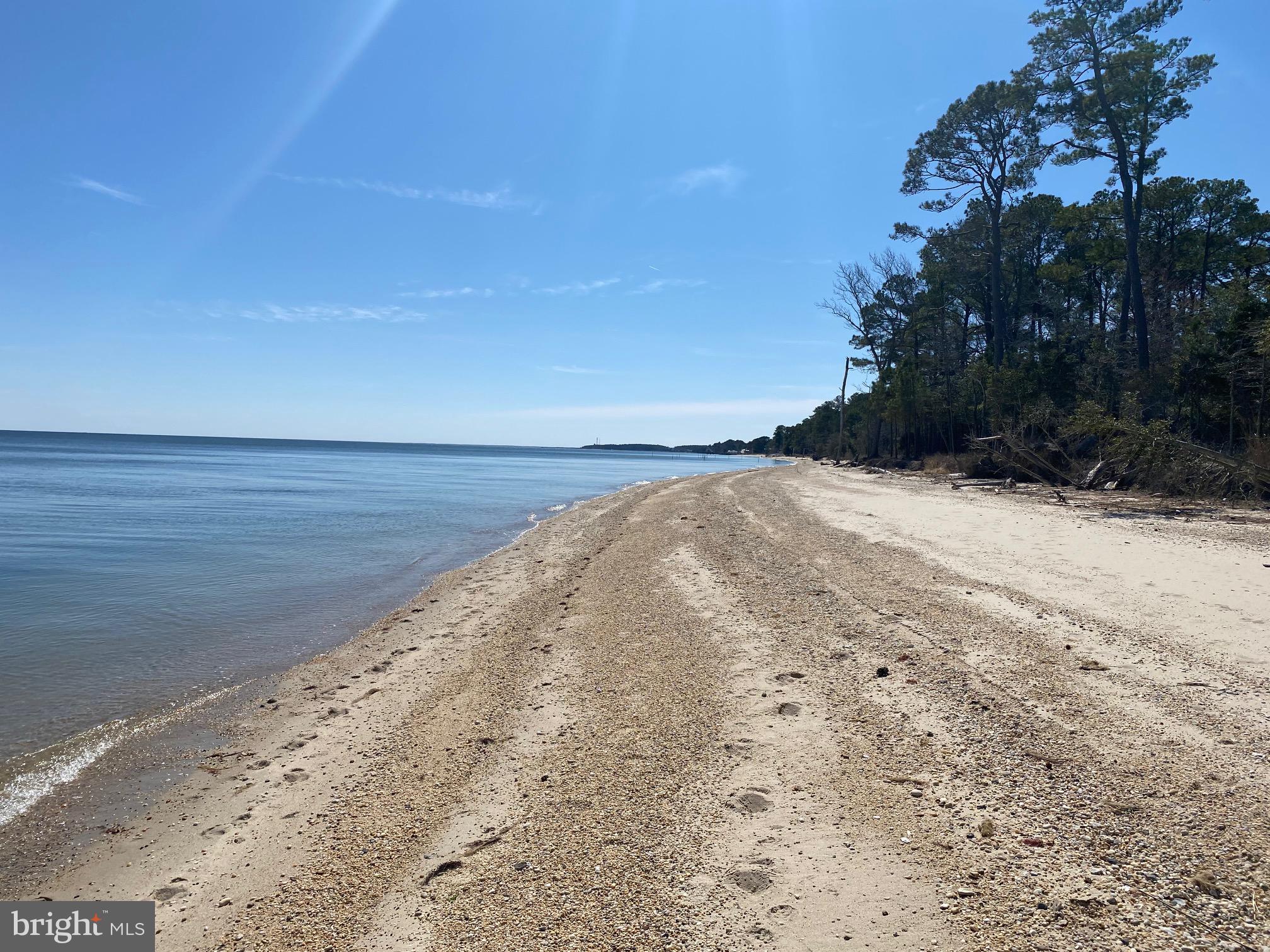 HAYS BEACH - Residential