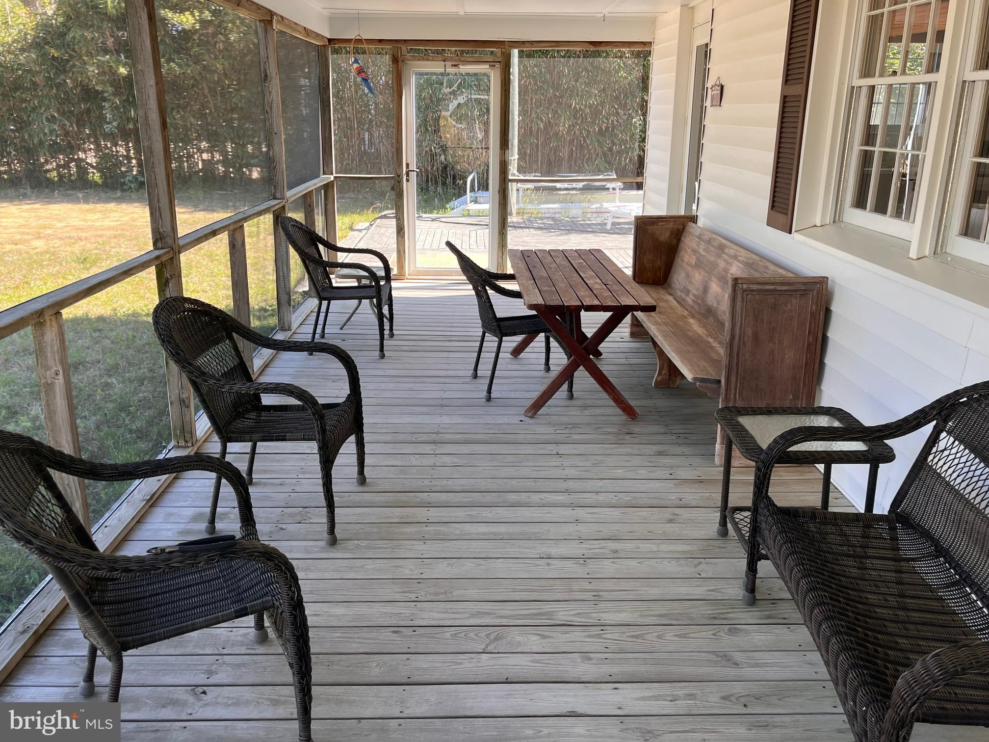 HAYS BEACH - Residential