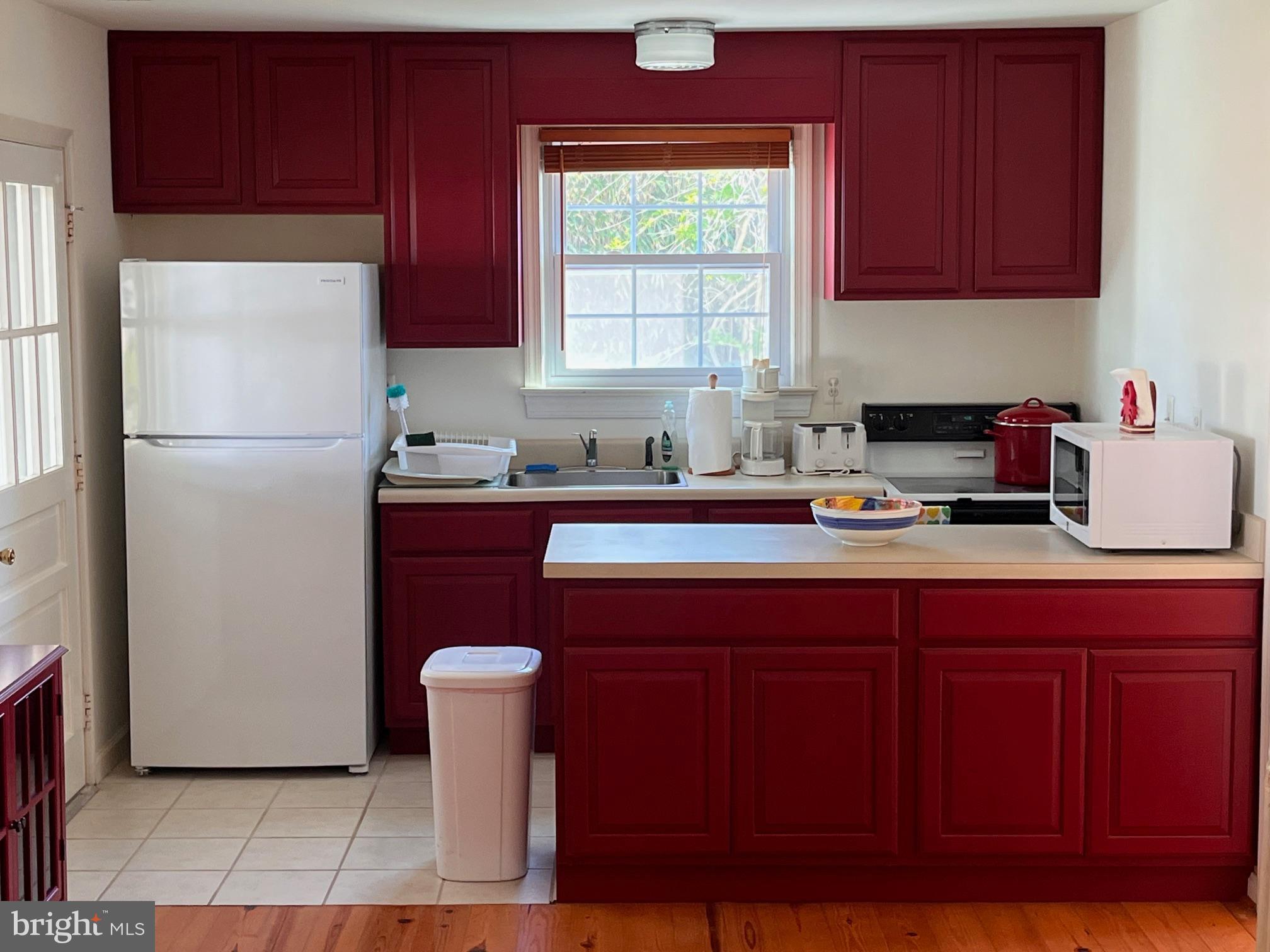 HAYS BEACH - Residential