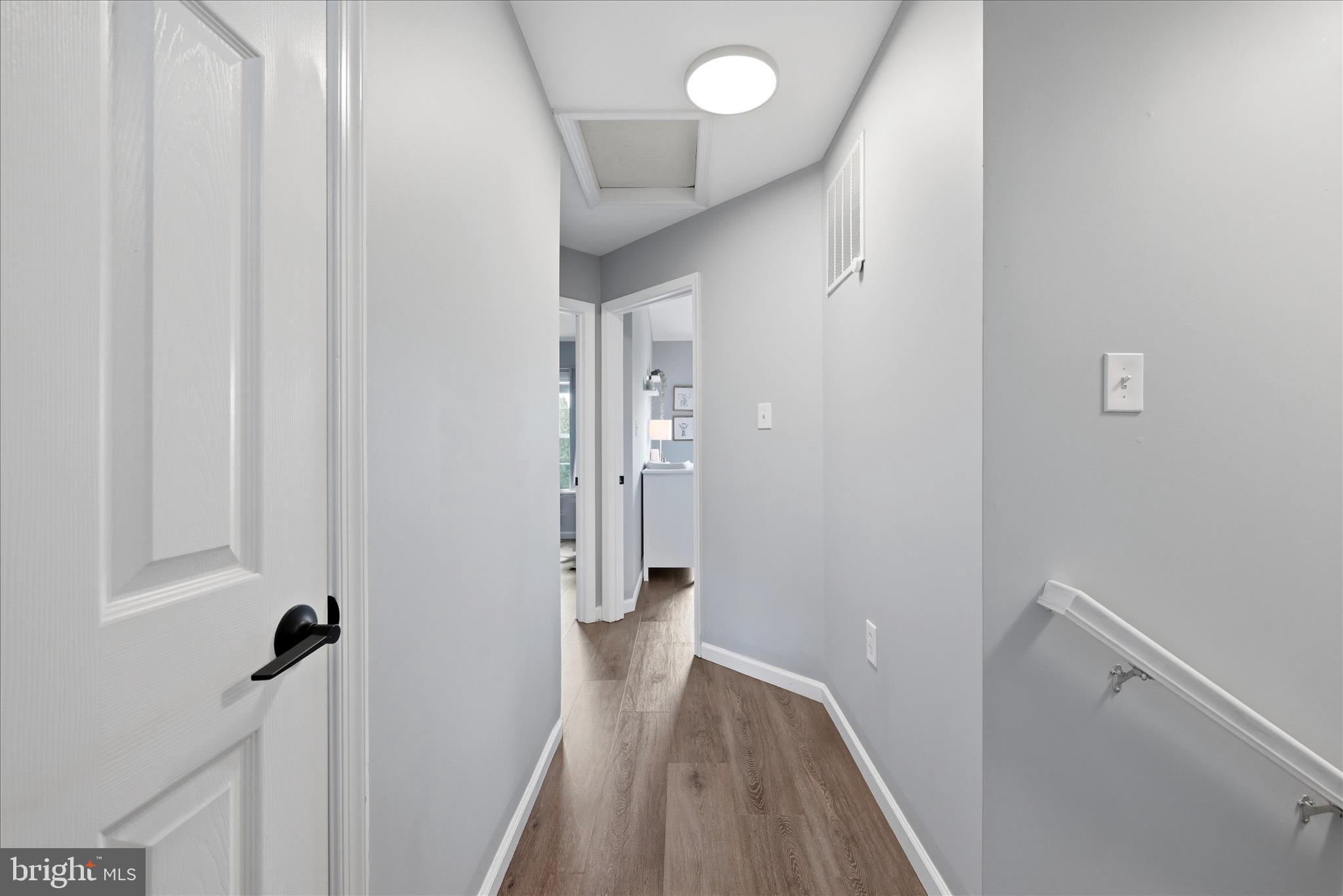 COUNTY GREEN - Residential