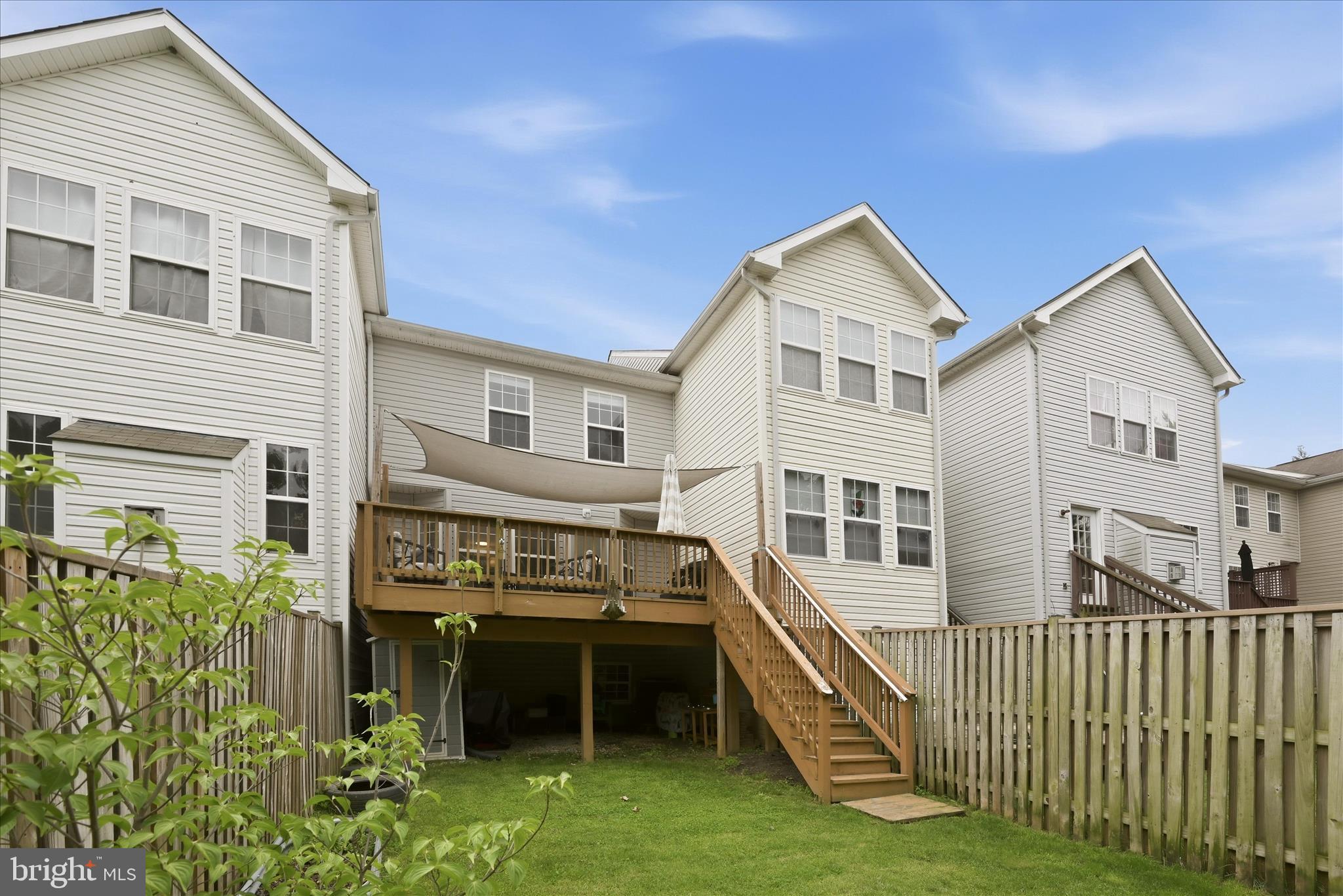 COUNTY GREEN - Residential
