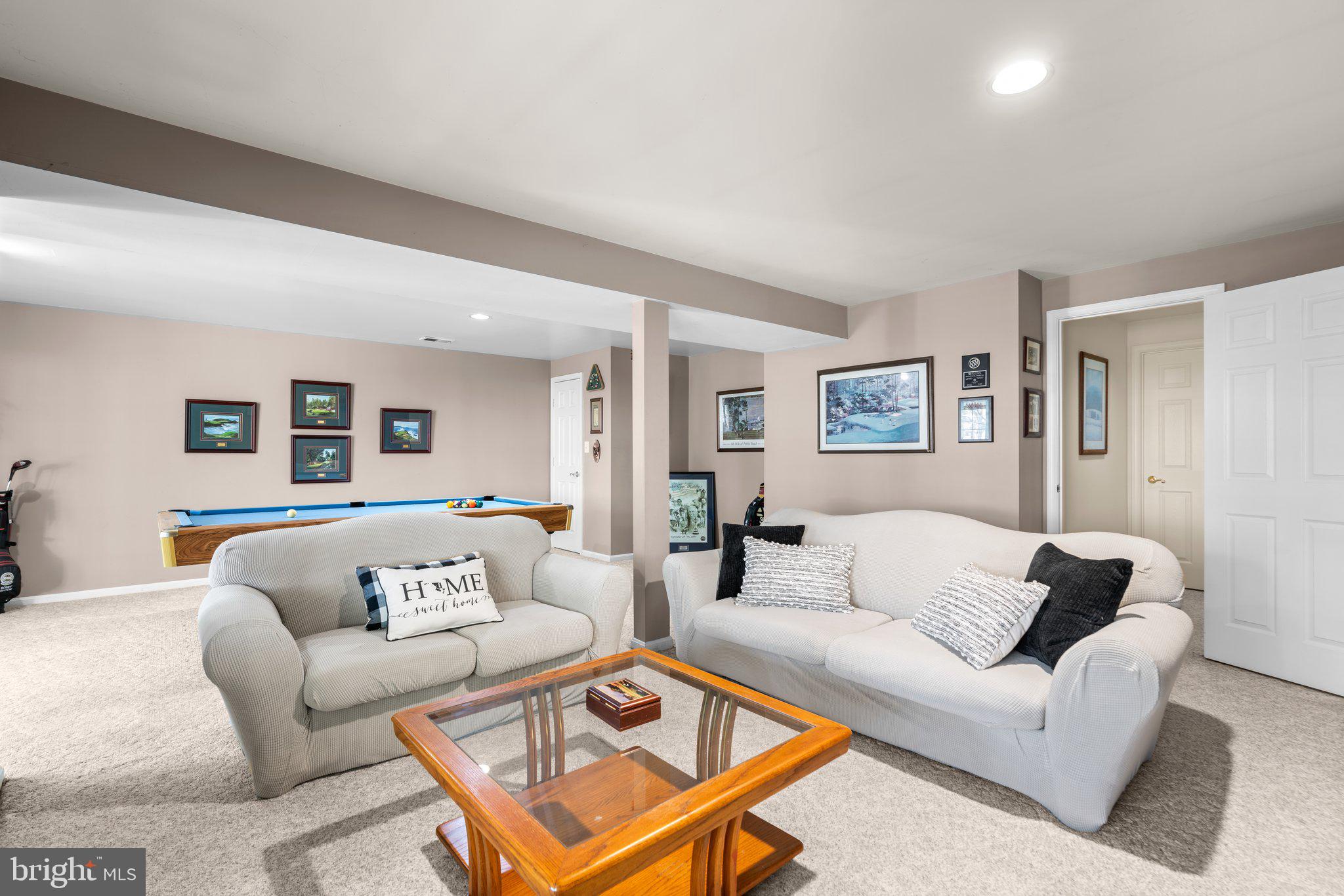 GABLE FIELD - Residential