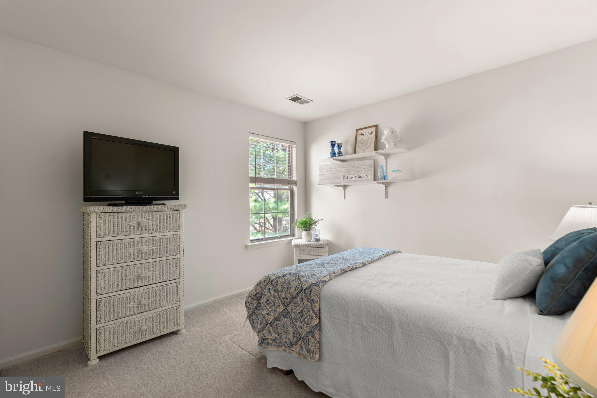 GABLE FIELD - Residential