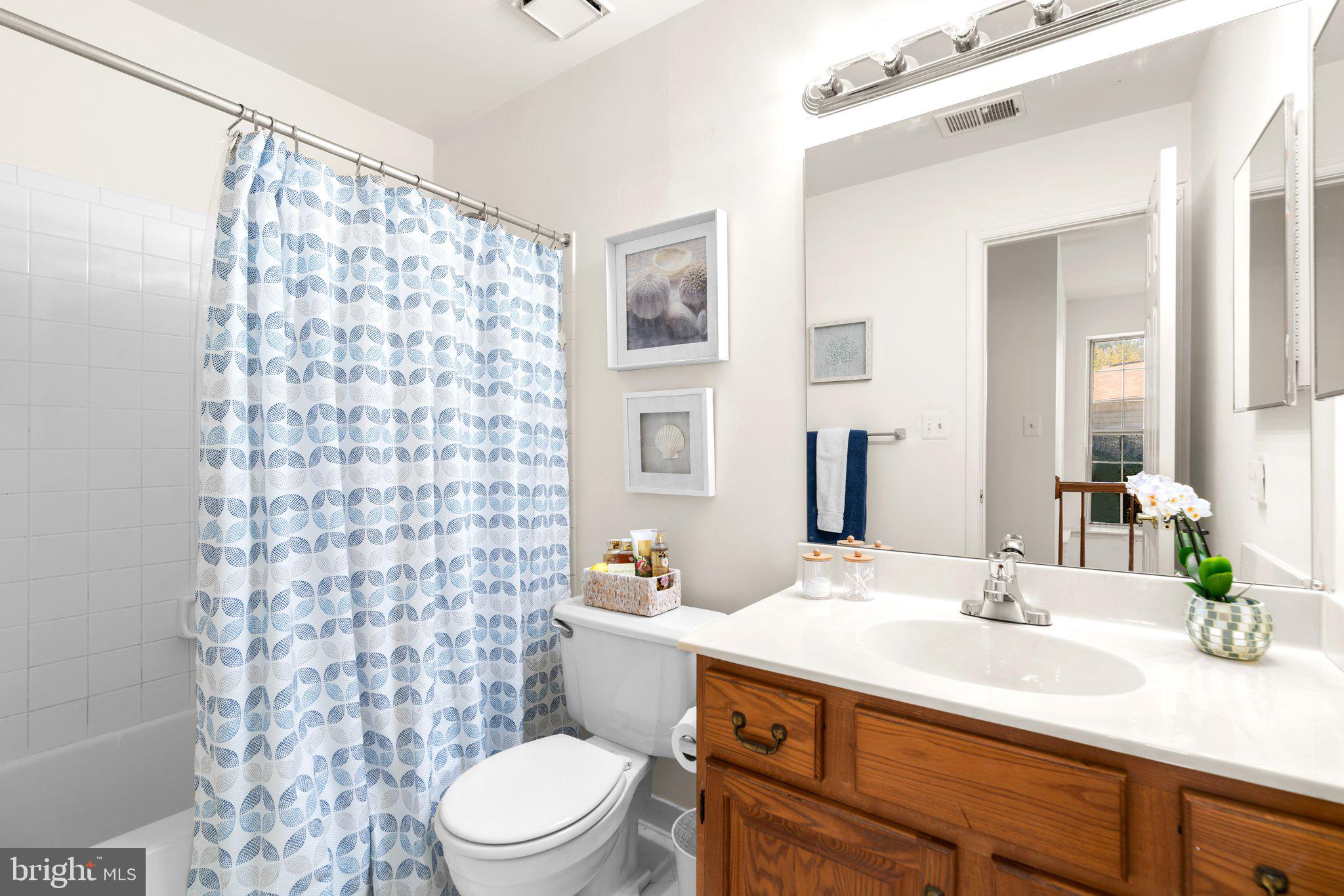 GABLE FIELD - Residential