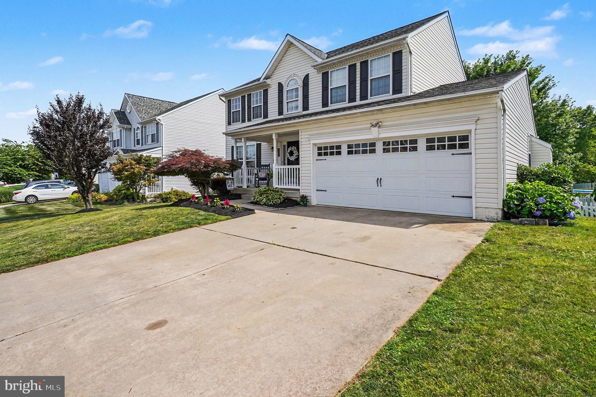 703 HICKORY LIMB CIRCLE
