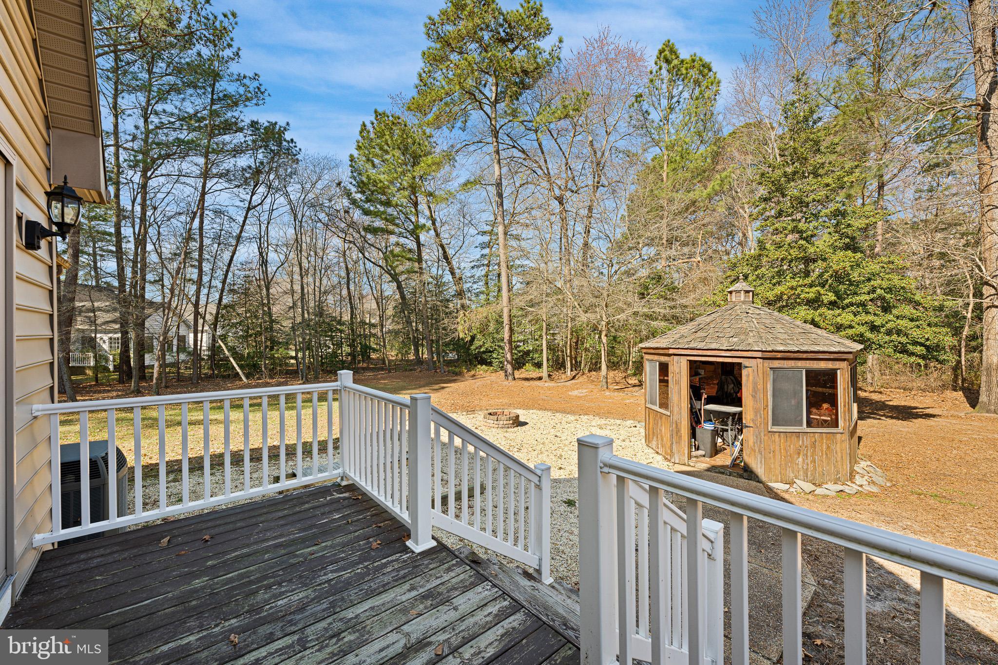 RIVERS END - Residential