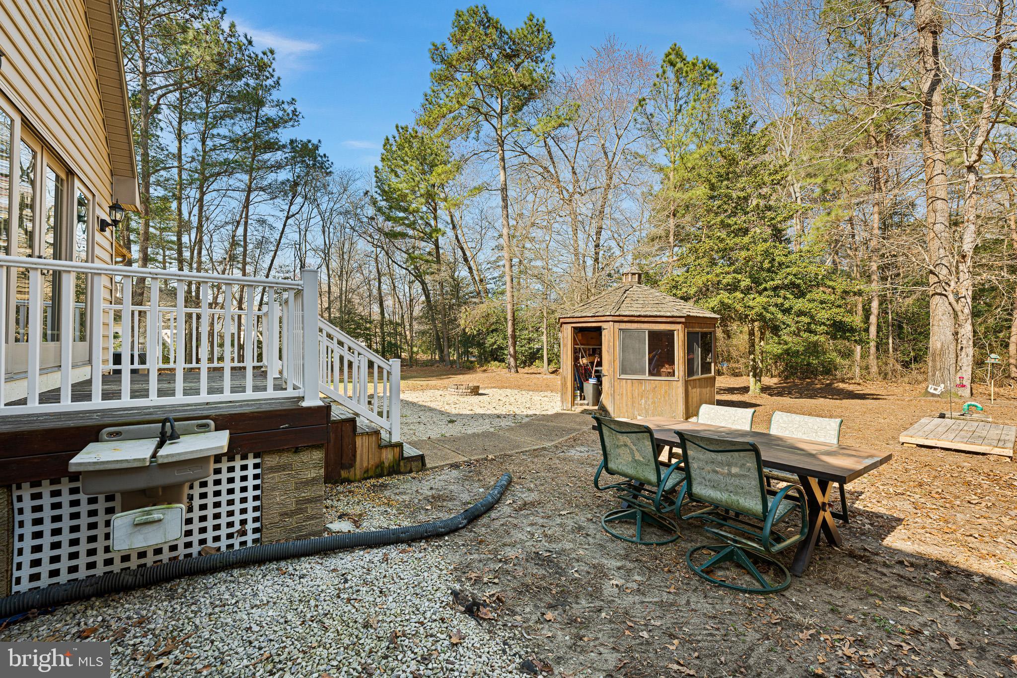 RIVERS END - Residential