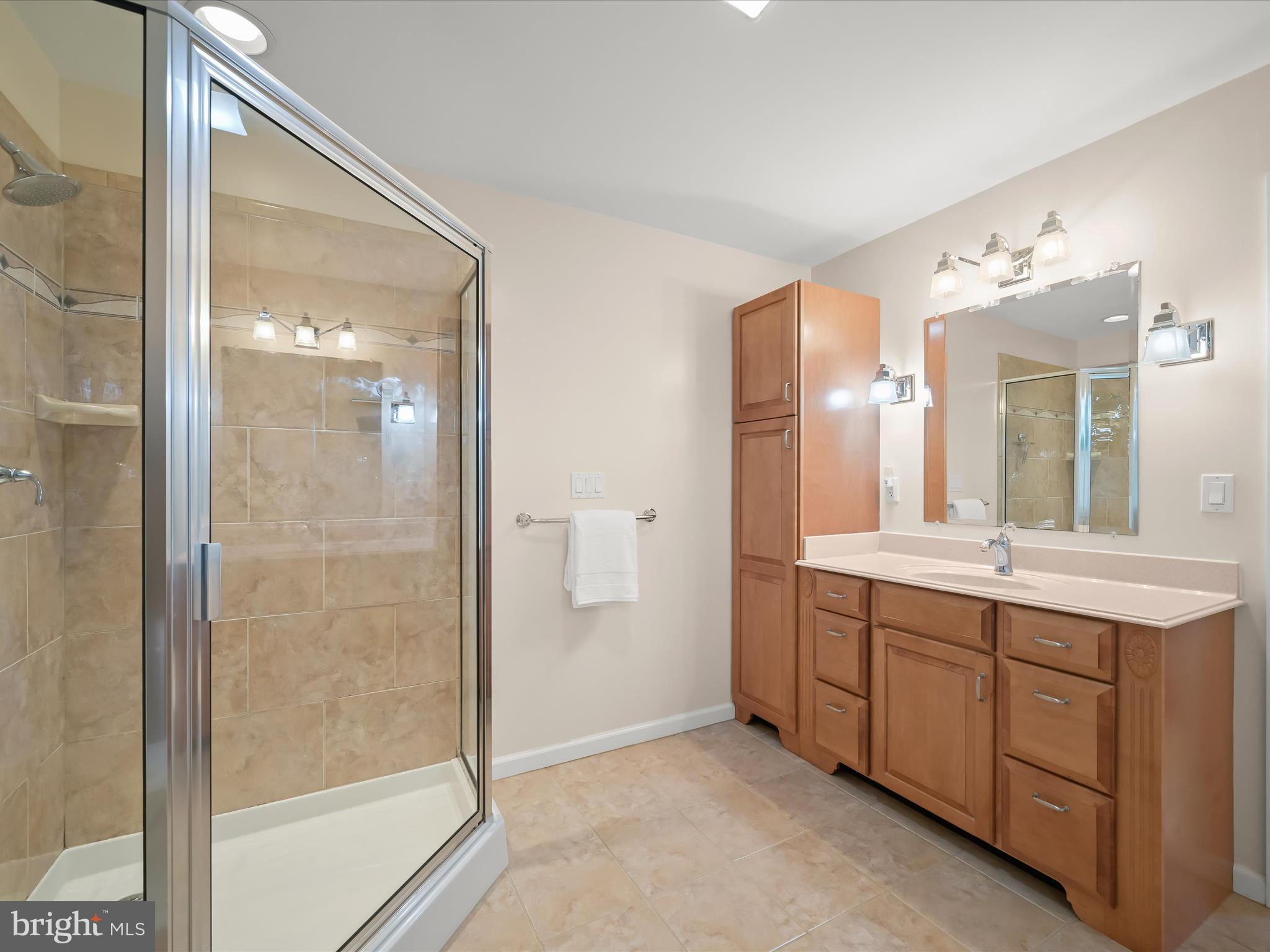 LONG POINT ON THE SEVERN - Residential