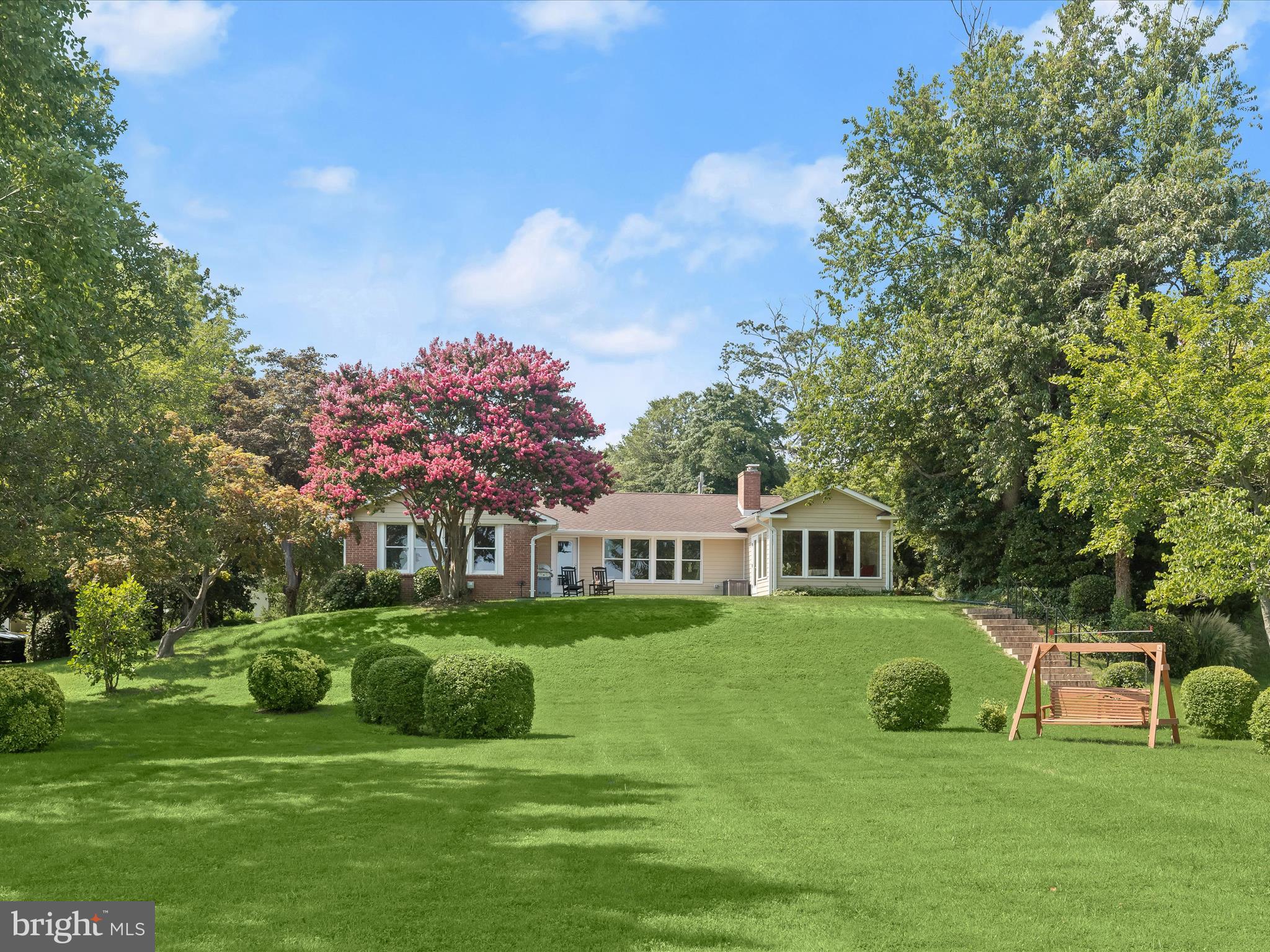 LONG POINT ON THE SEVERN - Residential